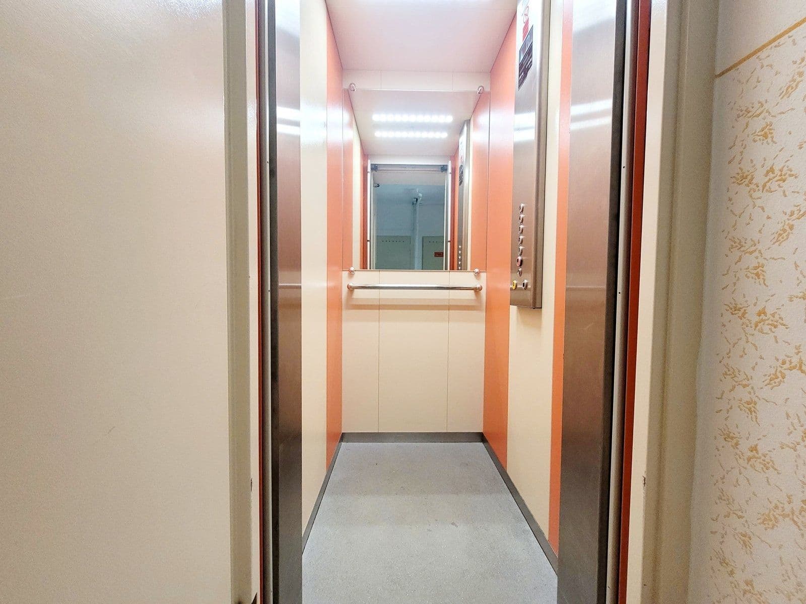 Prenájom bytu 3-izbový 72 m², Vardasova, Havířov, Moravskoslezský kraj Prenájom bytu 3-izbový 72 m², Vardasova, Havířov, Moravskoslezský kraj