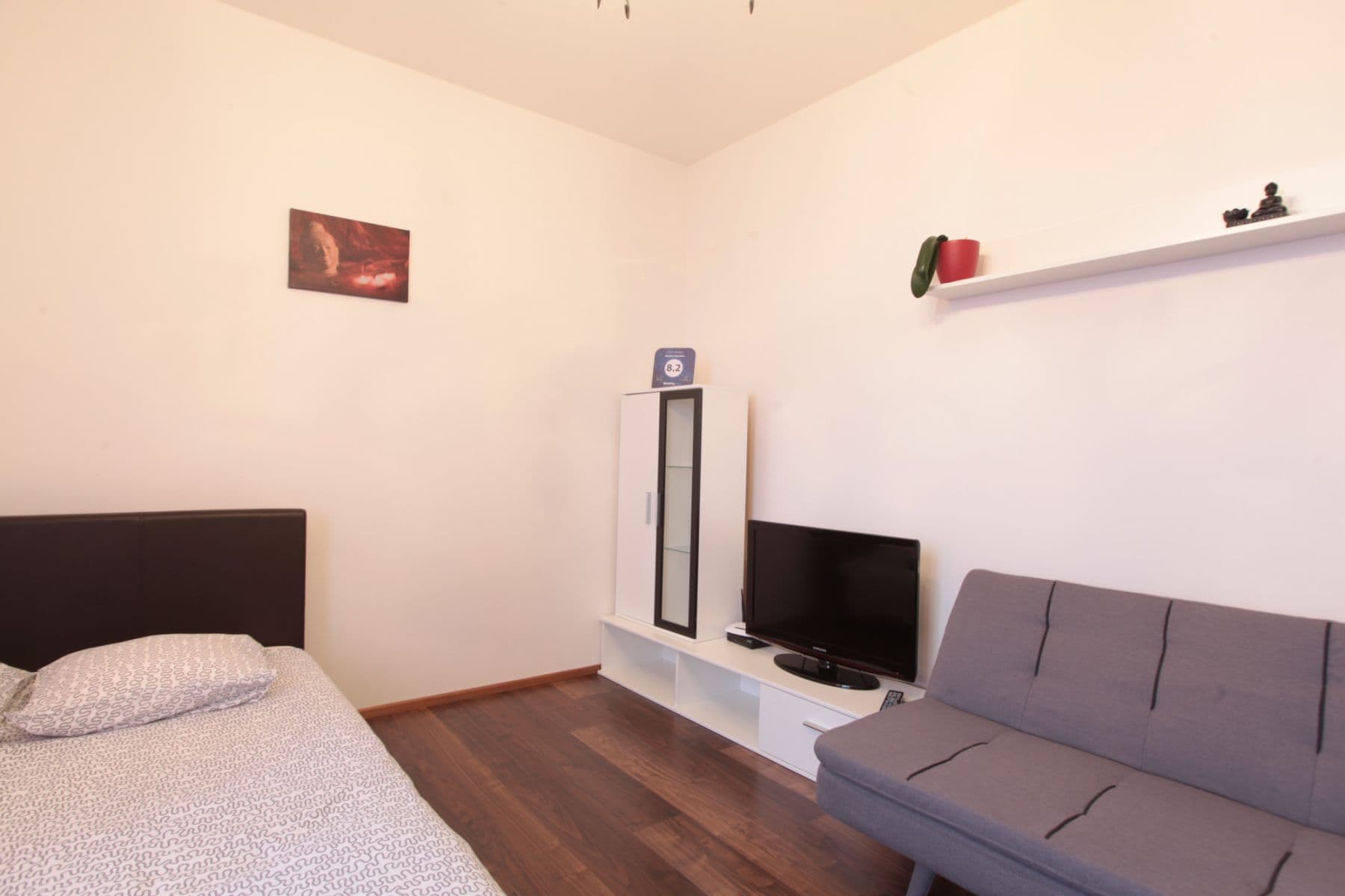 Prenájom bytu 25 m², Freyova, Praha, Praha Prenájom bytu 25 m², Freyova, Praha, Praha