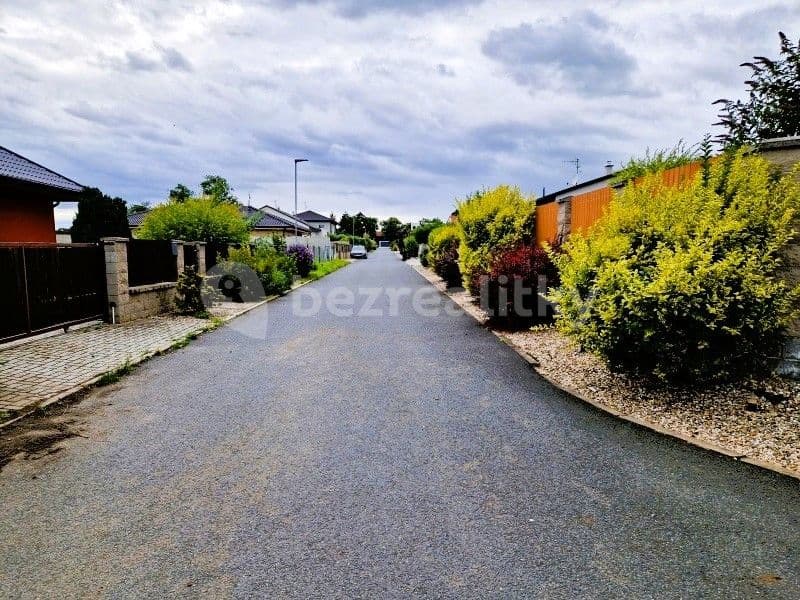 Predaj pozemku 1.034 m², Pod Kapličkou, Předboj, Středočeský kraj Predaj pozemku 1.034 m², Pod Kapličkou, Předboj, Středočeský kraj