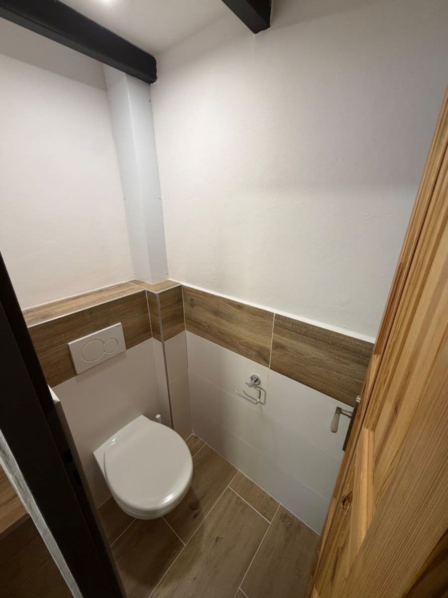Prenájom bytu 1-izbový 28 m², Ruská, Praha, Praha Prenájom bytu 1-izbový 28 m², Ruská, Praha, Praha