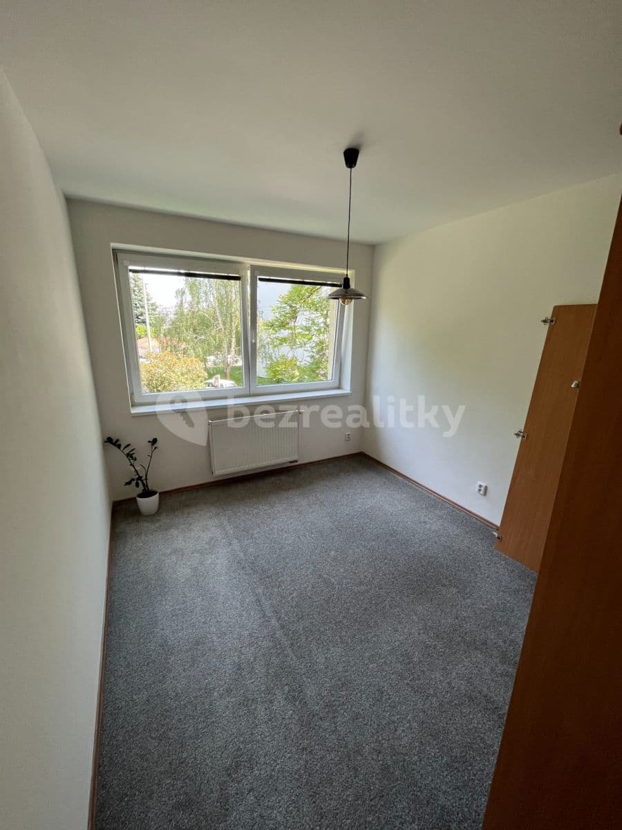 Prenájom bytu 2-izbový 63 m², Měšická, Praha, Praha Prenájom bytu 2-izbový 63 m², Měšická, Praha, Praha