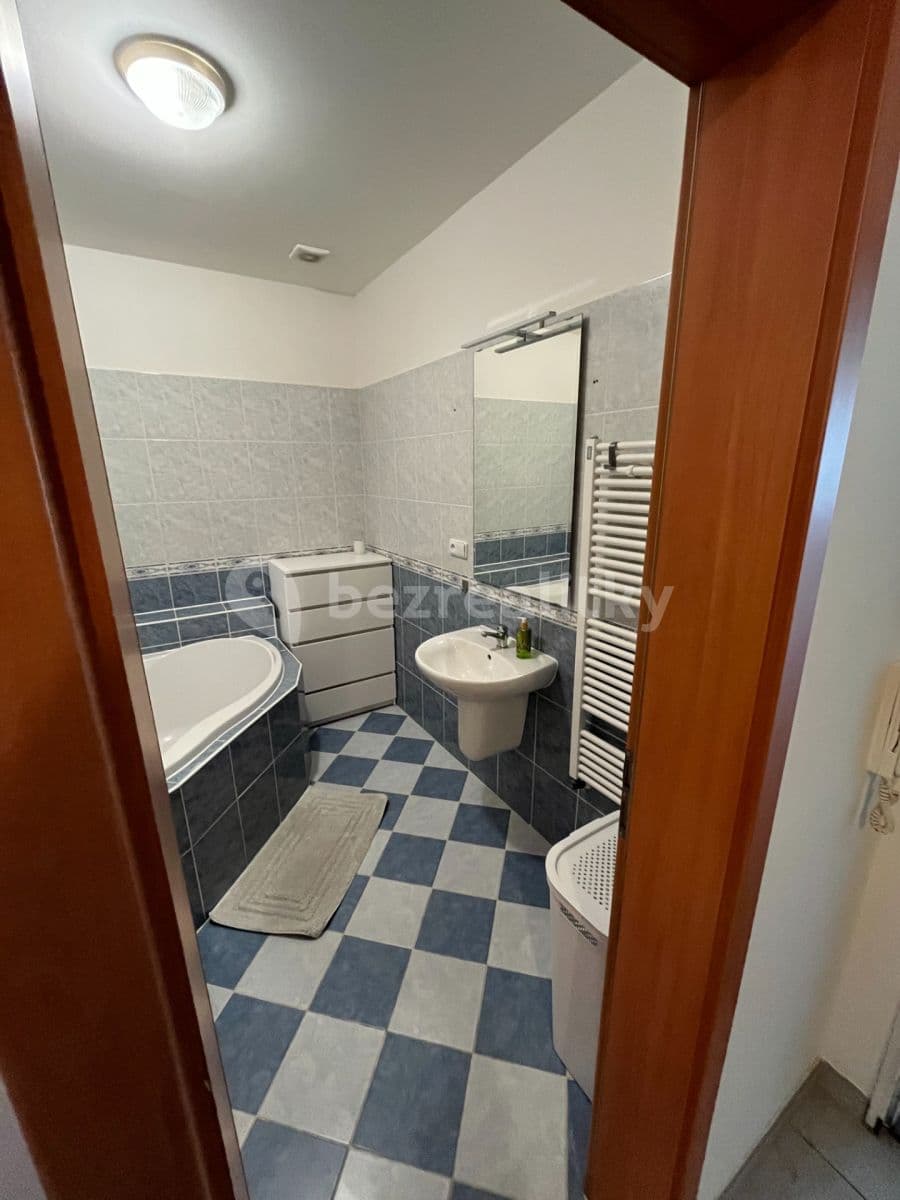 Prenájom bytu 2-izbový 63 m², Měšická, Praha, Praha Prenájom bytu 2-izbový 63 m², Měšická, Praha, Praha