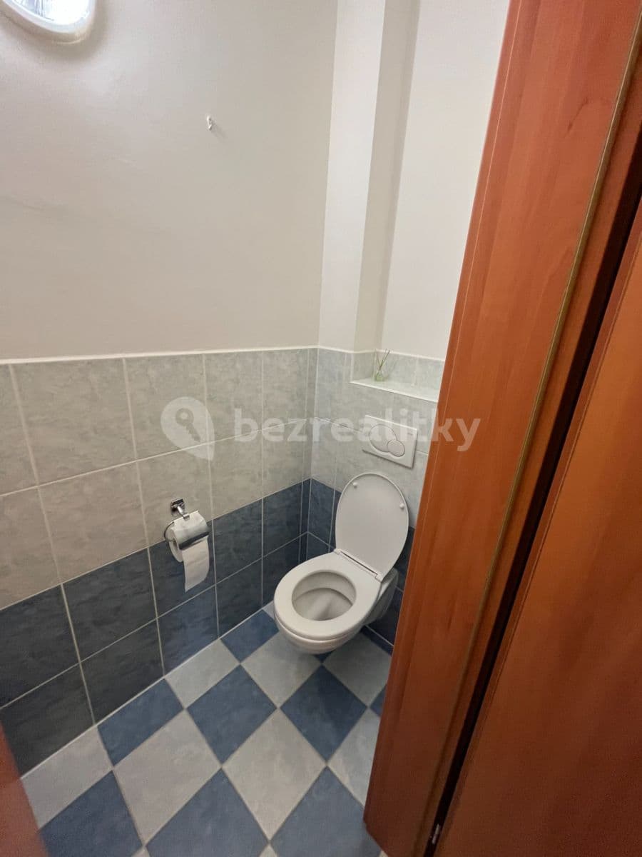 Prenájom bytu 2-izbový 63 m², Měšická, Praha, Praha Prenájom bytu 2-izbový 63 m², Měšická, Praha, Praha