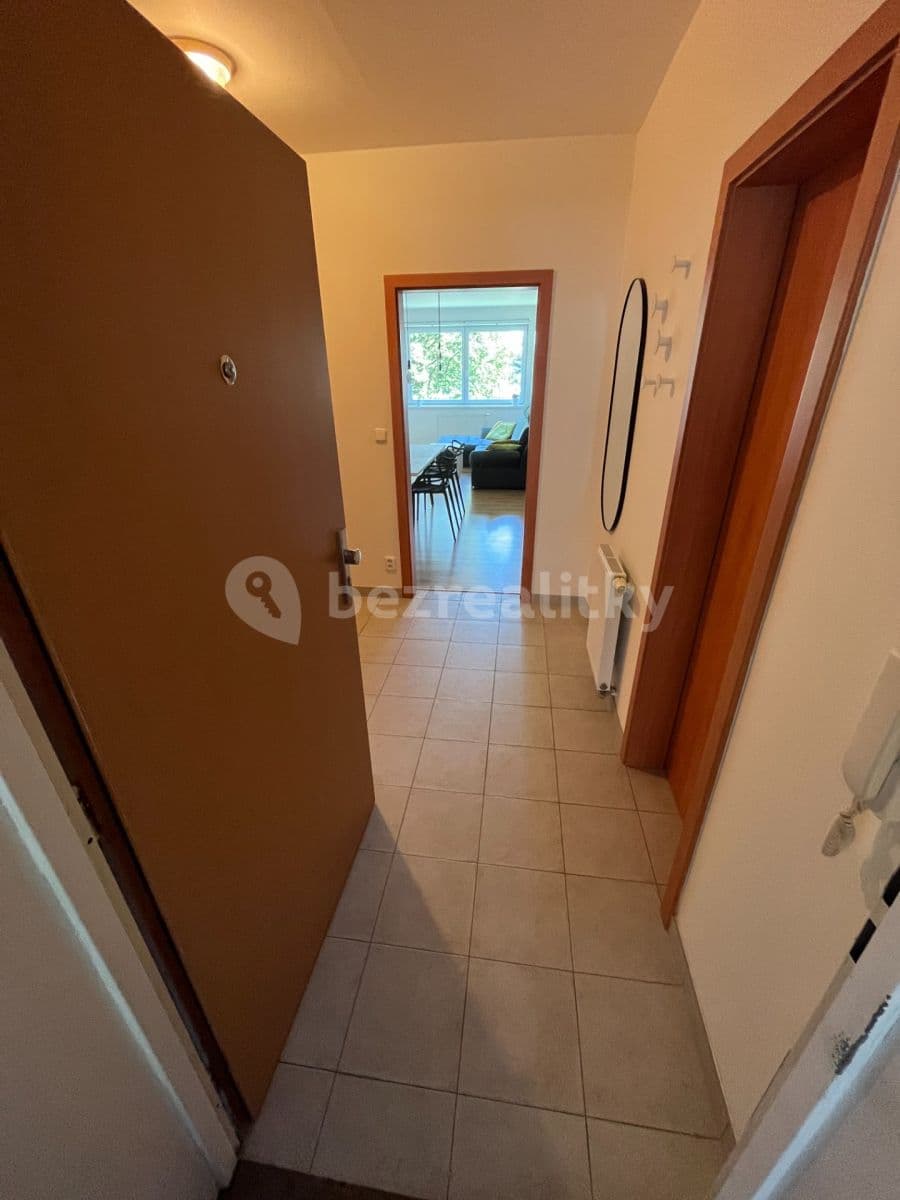 Prenájom bytu 2-izbový 63 m², Měšická, Praha, Praha Prenájom bytu 2-izbový 63 m², Měšická, Praha, Praha