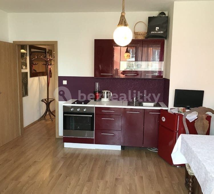 Prenájom bytu 1-izbový 32 m², Žitná, Hostivice, Středočeský kraj Prenájom bytu 1-izbový 32 m², Žitná, Hostivice, Středočeský kraj