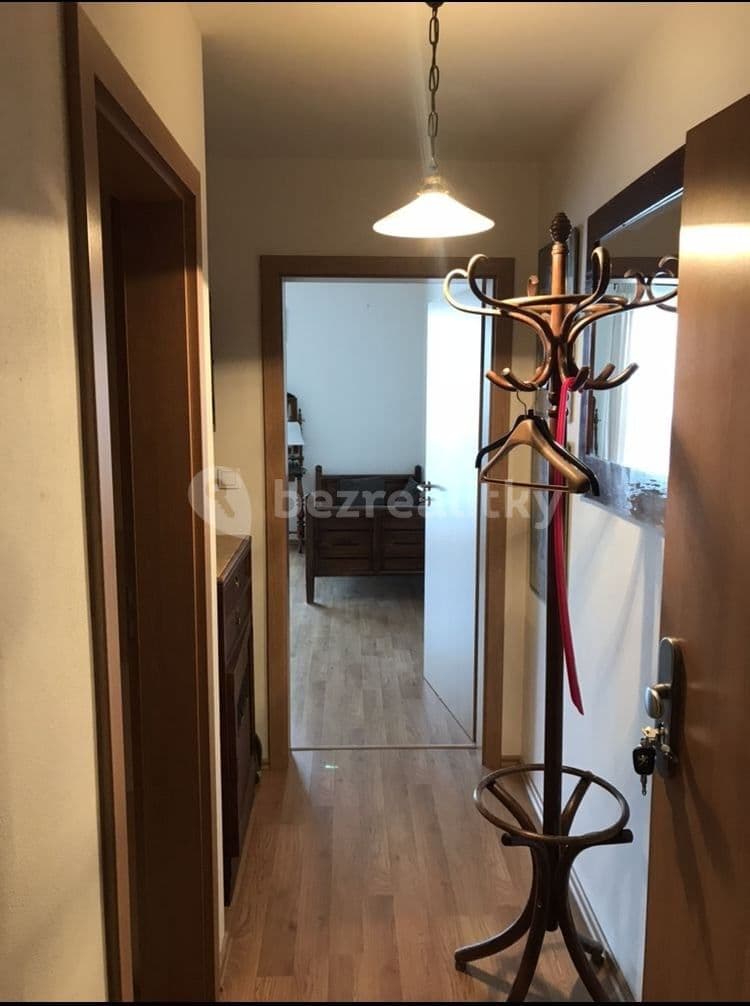 Prenájom bytu 1-izbový 32 m², Žitná, Hostivice, Středočeský kraj Prenájom bytu 1-izbový 32 m², Žitná, Hostivice, Středočeský kraj