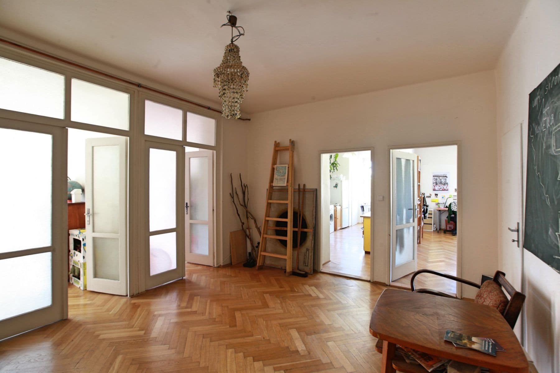 Prenájom bytu 120 m², Bělohorská, Praha, Praha Prenájom bytu 120 m², Bělohorská, Praha, Praha