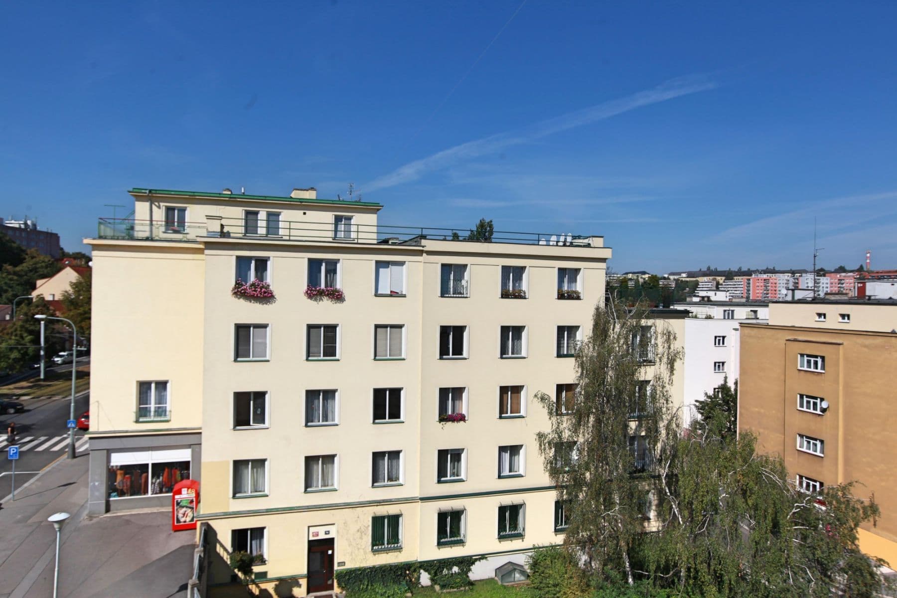 Prenájom bytu 120 m², Bělohorská, Praha, Praha Prenájom bytu 120 m², Bělohorská, Praha, Praha