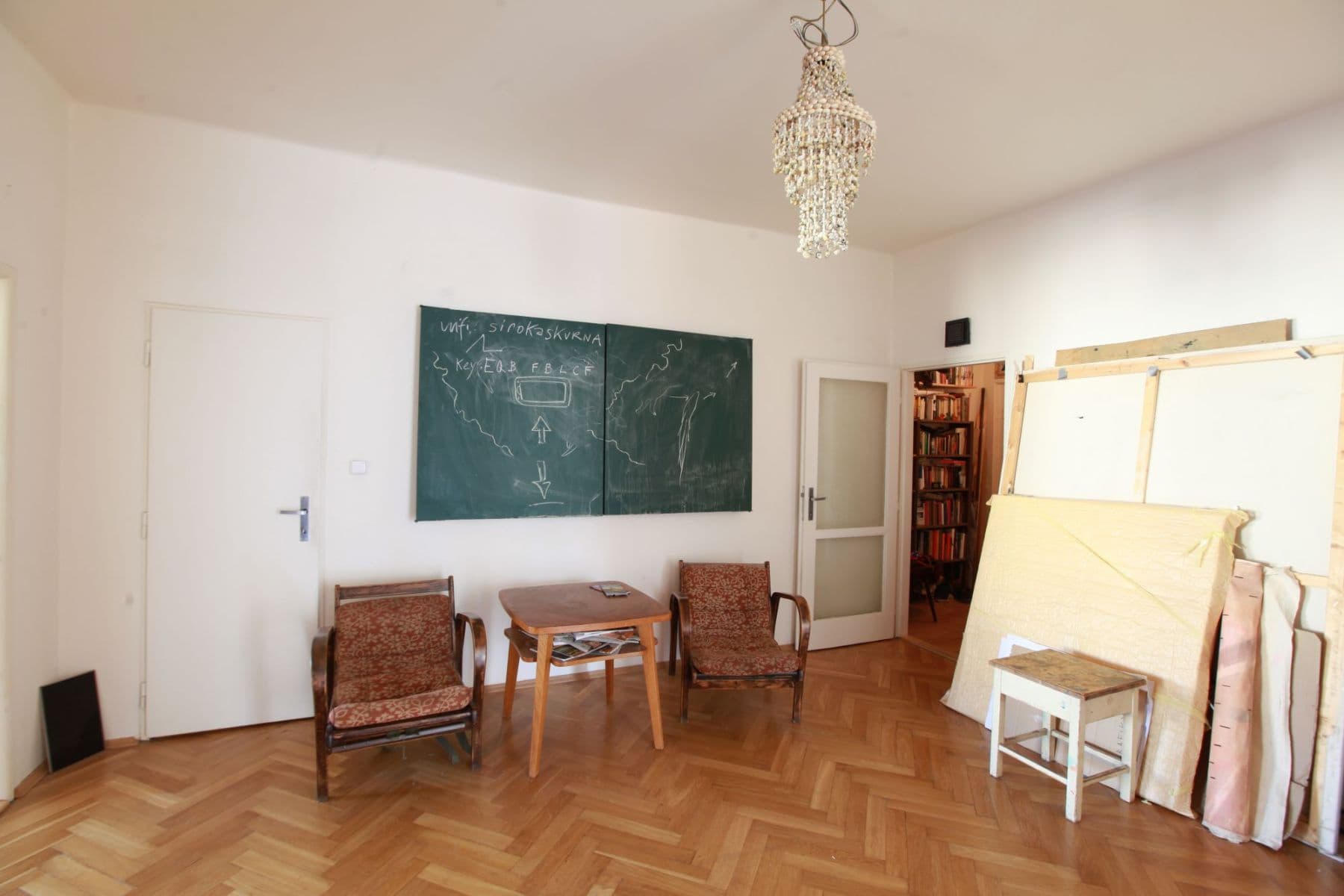 Prenájom bytu 120 m², Bělohorská, Praha, Praha Prenájom bytu 120 m², Bělohorská, Praha, Praha