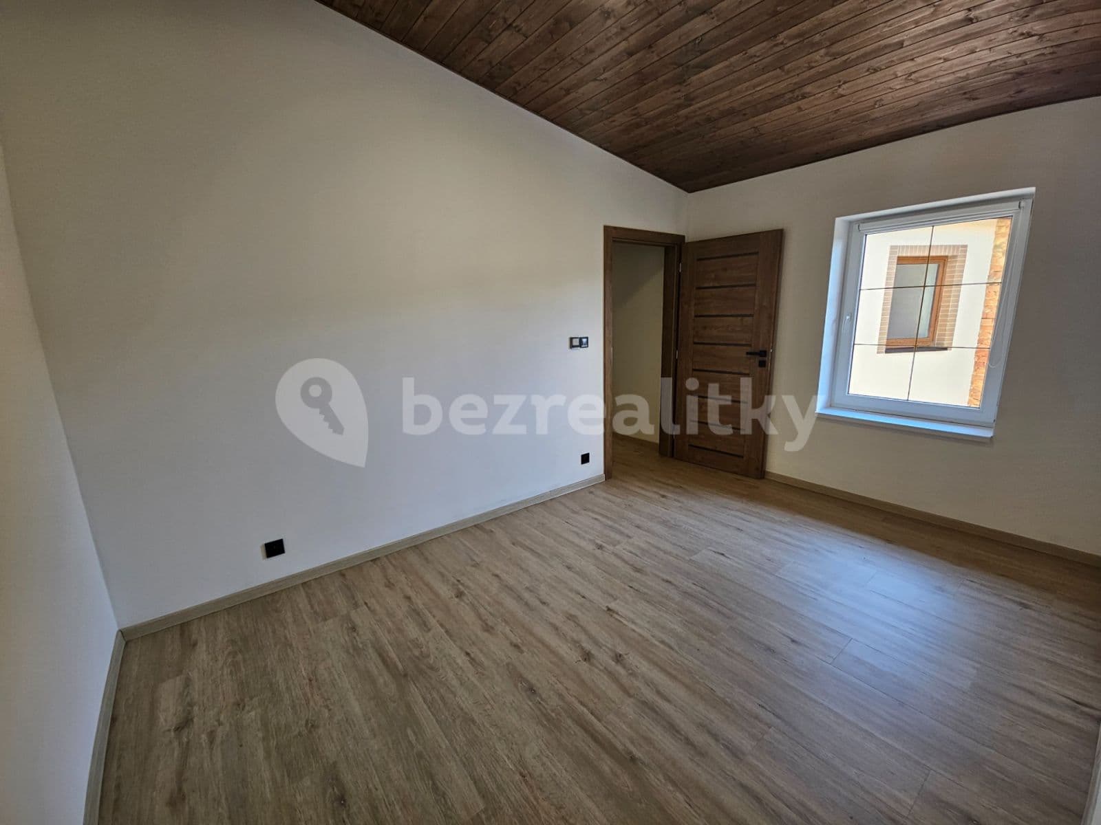 Prenájom bytu 3-izbový 75 m², Kolmá, Olomouc, Olomoucký kraj Prenájom bytu 3-izbový 75 m², Kolmá, Olomouc, Olomoucký kraj