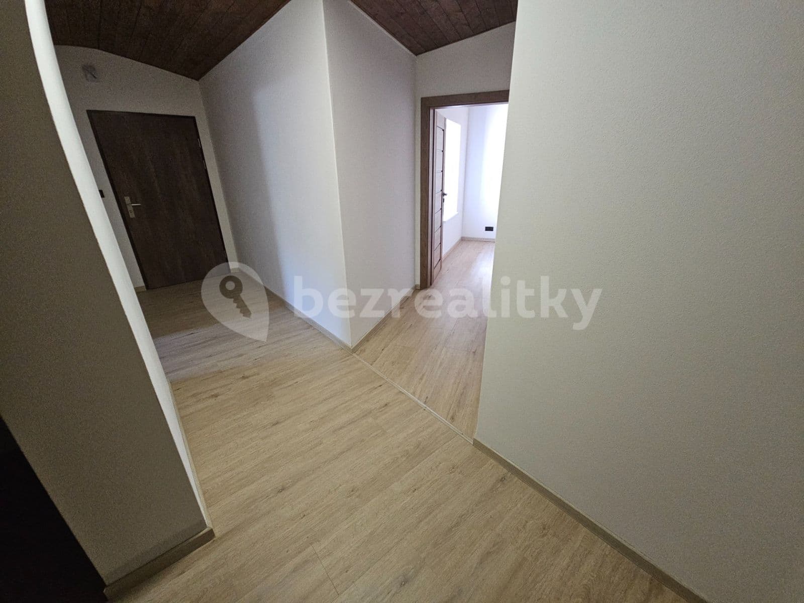 Prenájom bytu 3-izbový 75 m², Kolmá, Olomouc, Olomoucký kraj Prenájom bytu 3-izbový 75 m², Kolmá, Olomouc, Olomoucký kraj