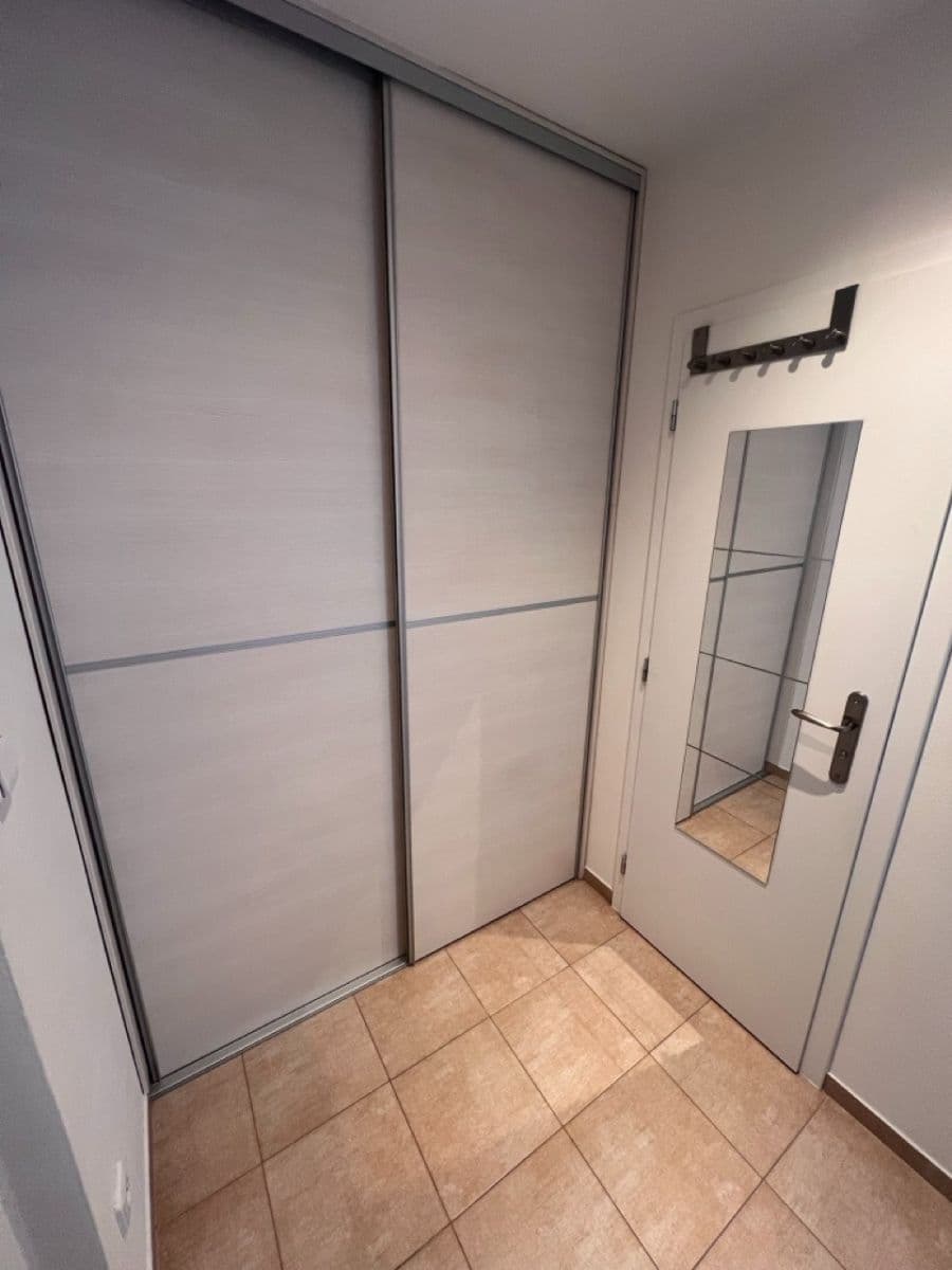 Prenájom bytu 1-izbový 32 m², Pejevové, Praha, Praha Prenájom bytu 1-izbový 32 m², Pejevové, Praha, Praha