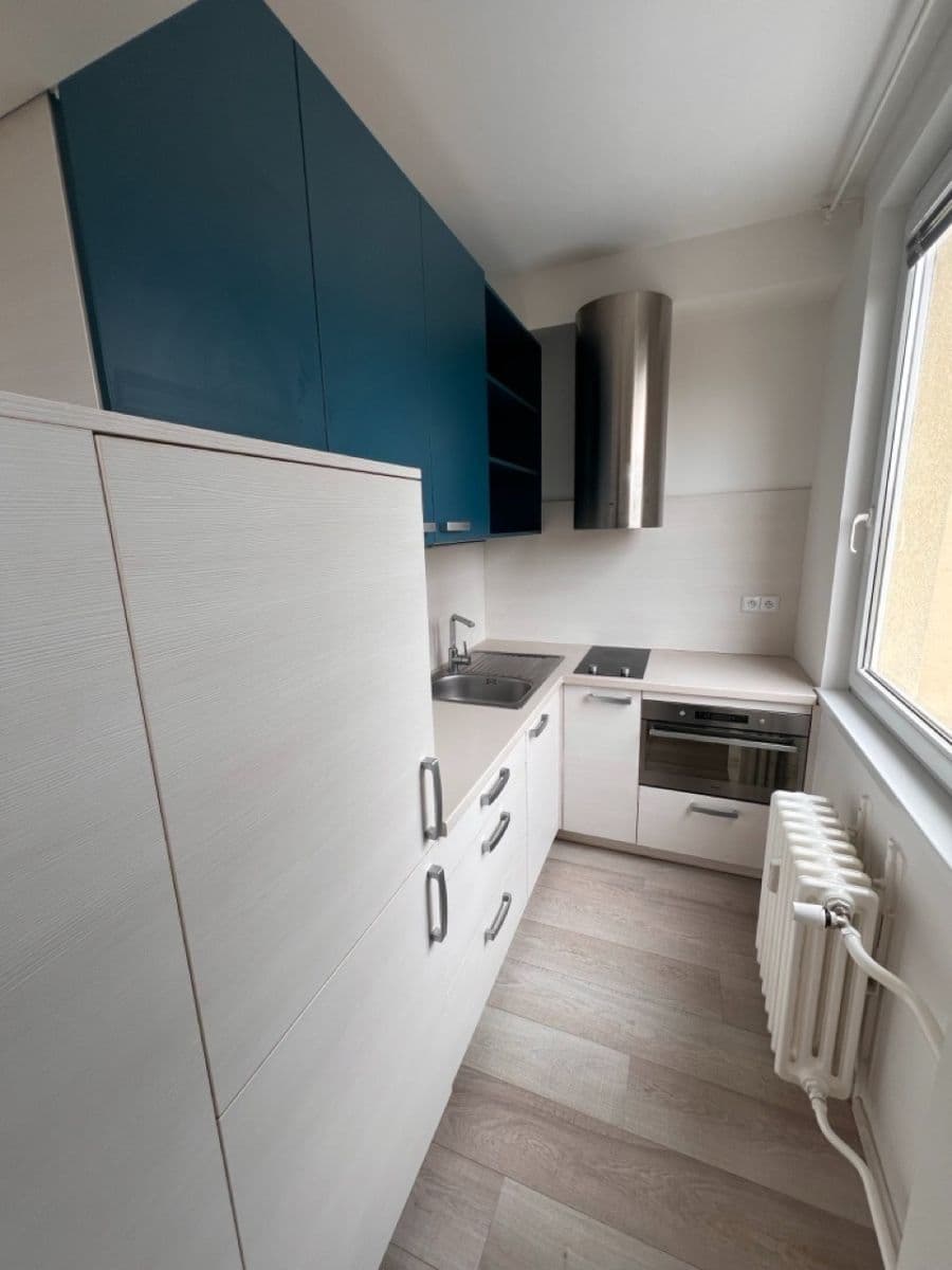 Prenájom bytu 1-izbový 32 m², Pejevové, Praha, Praha Prenájom bytu 1-izbový 32 m², Pejevové, Praha, Praha
