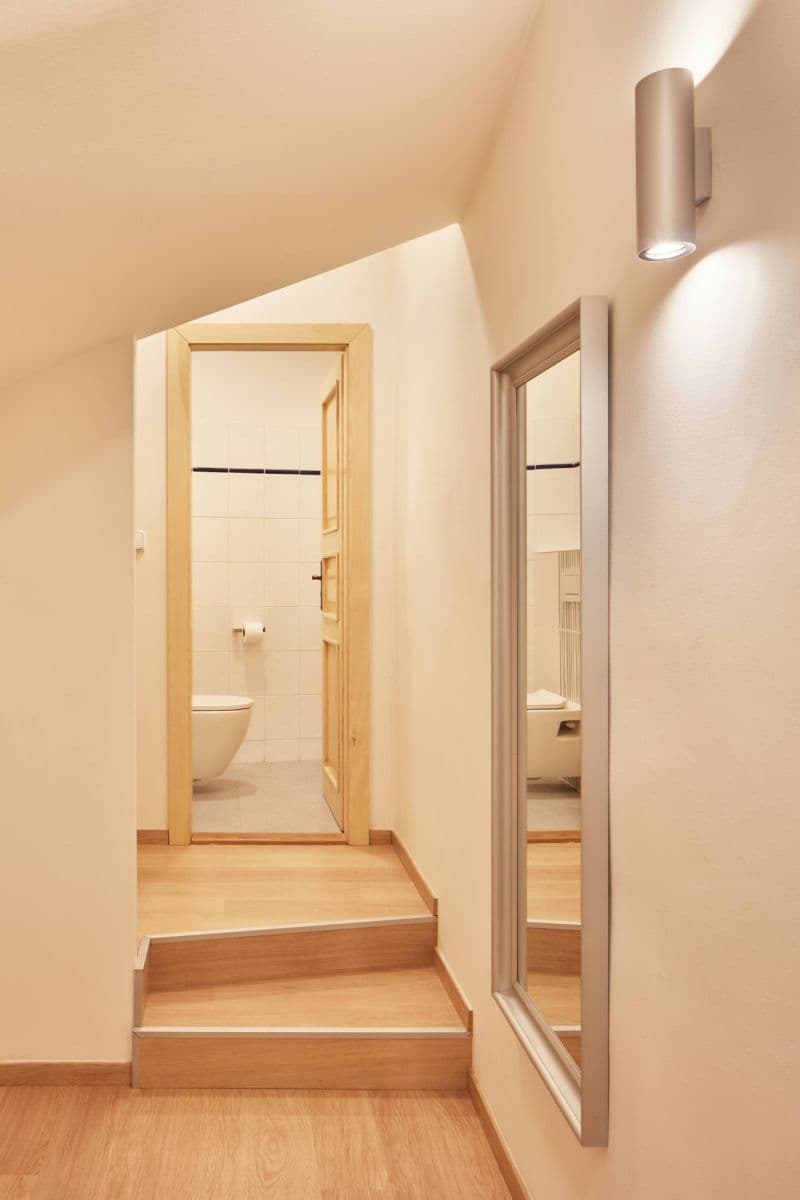 Prenájom bytu 45 m², Karlova, Praha, Praha Prenájom bytu 45 m², Karlova, Praha, Praha
