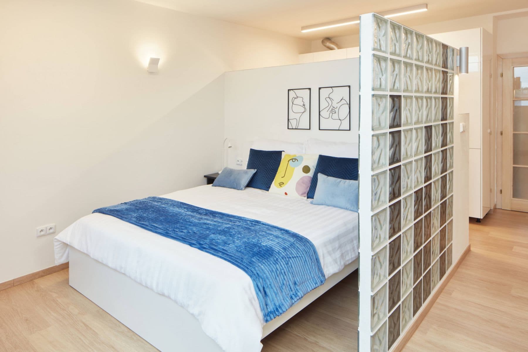 Prenájom bytu 45 m², Karlova, Praha, Praha Prenájom bytu 45 m², Karlova, Praha, Praha