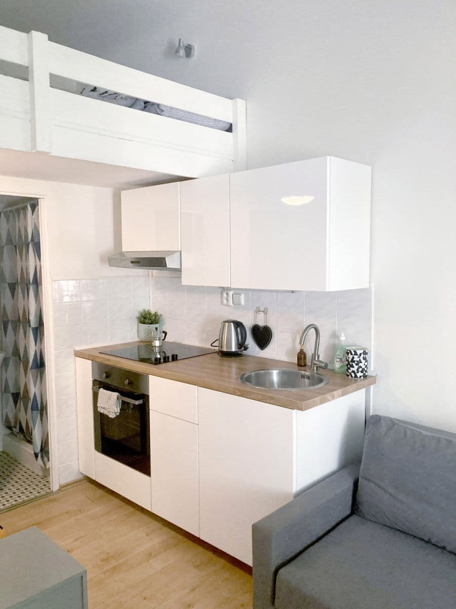 Prenájom bytu 21 m², Bulharská, Praha, Praha Prenájom bytu 21 m², Bulharská, Praha, Praha