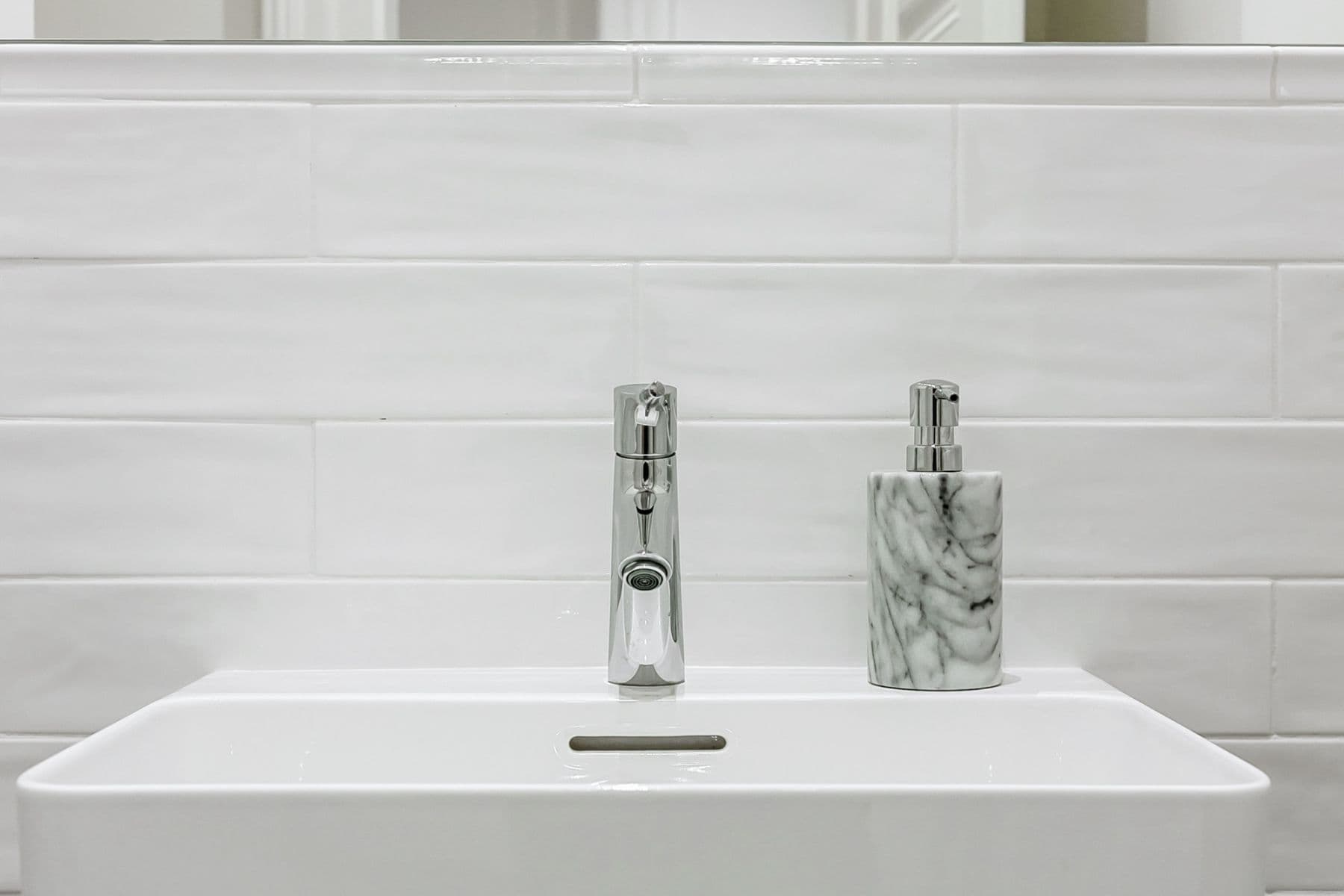 Prenájom bytu 60 m², Dlážděná, Praha, Praha Prenájom bytu 60 m², Dlážděná, Praha, Praha