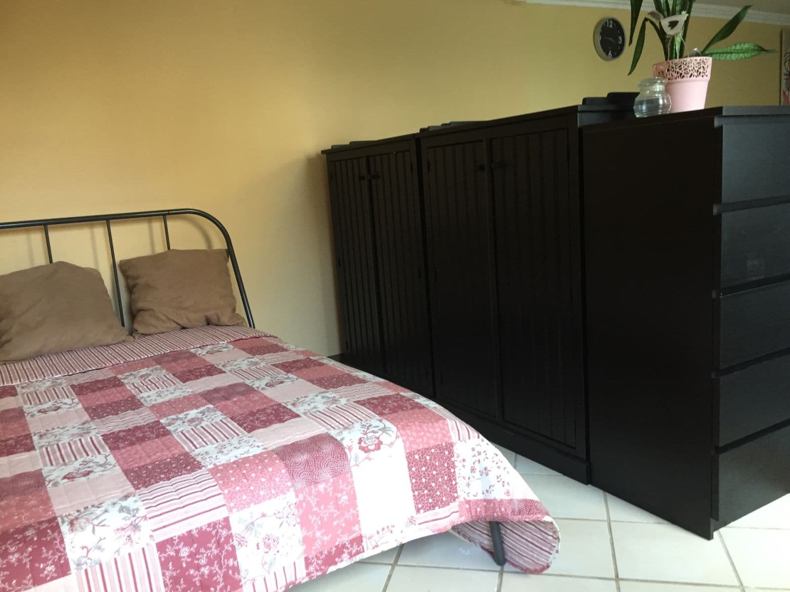 Prenájom bytu 1-izbový 55 m², Kyjevská, Nové Mesto, Bratislavský kraj Prenájom bytu 1-izbový 55 m², Kyjevská, Nové Mesto, Bratislavský kraj