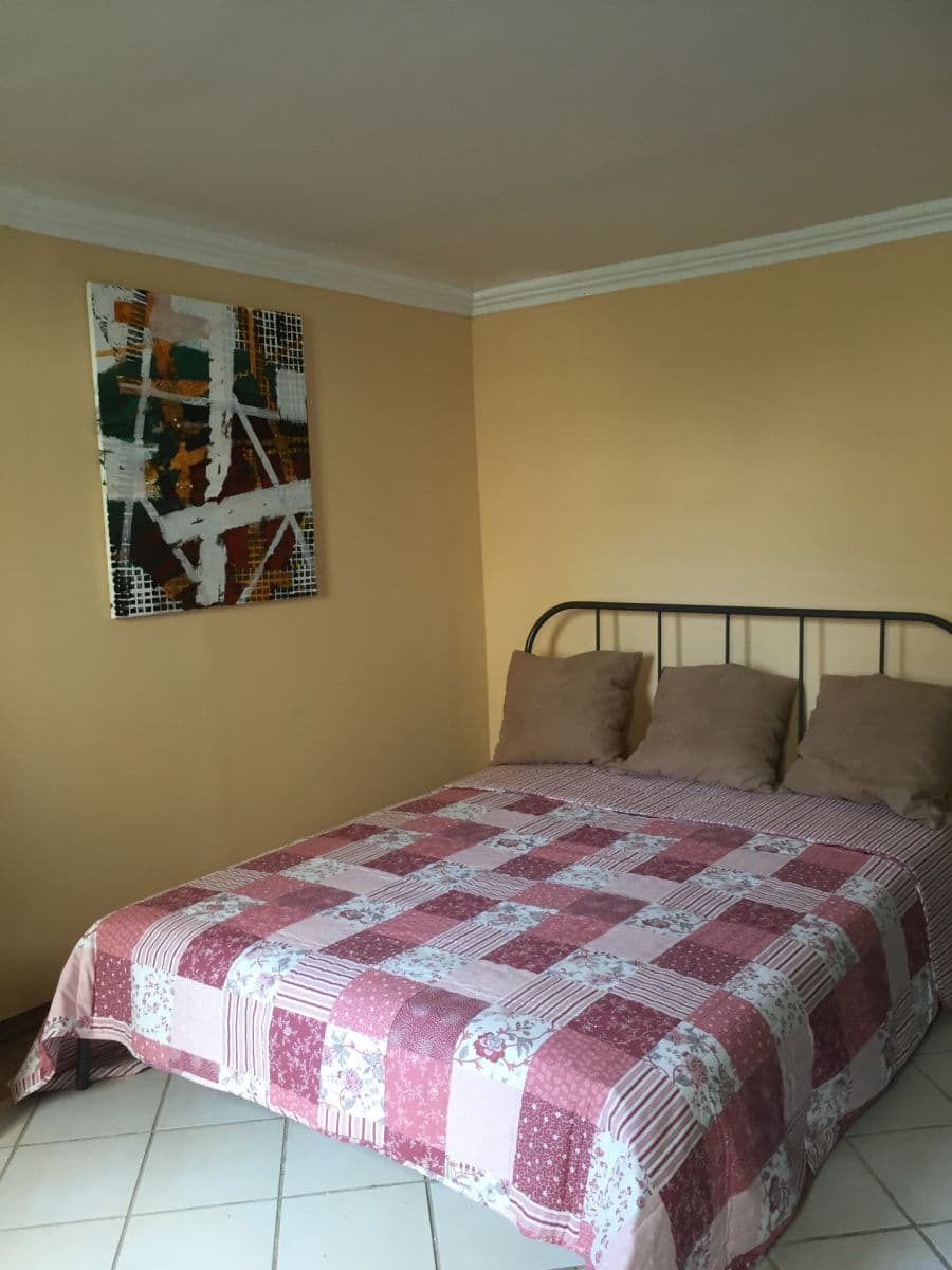 Prenájom bytu 1-izbový 55 m², Kyjevská, Nové Mesto, Bratislavský kraj Prenájom bytu 1-izbový 55 m², Kyjevská, Nové Mesto, Bratislavský kraj
