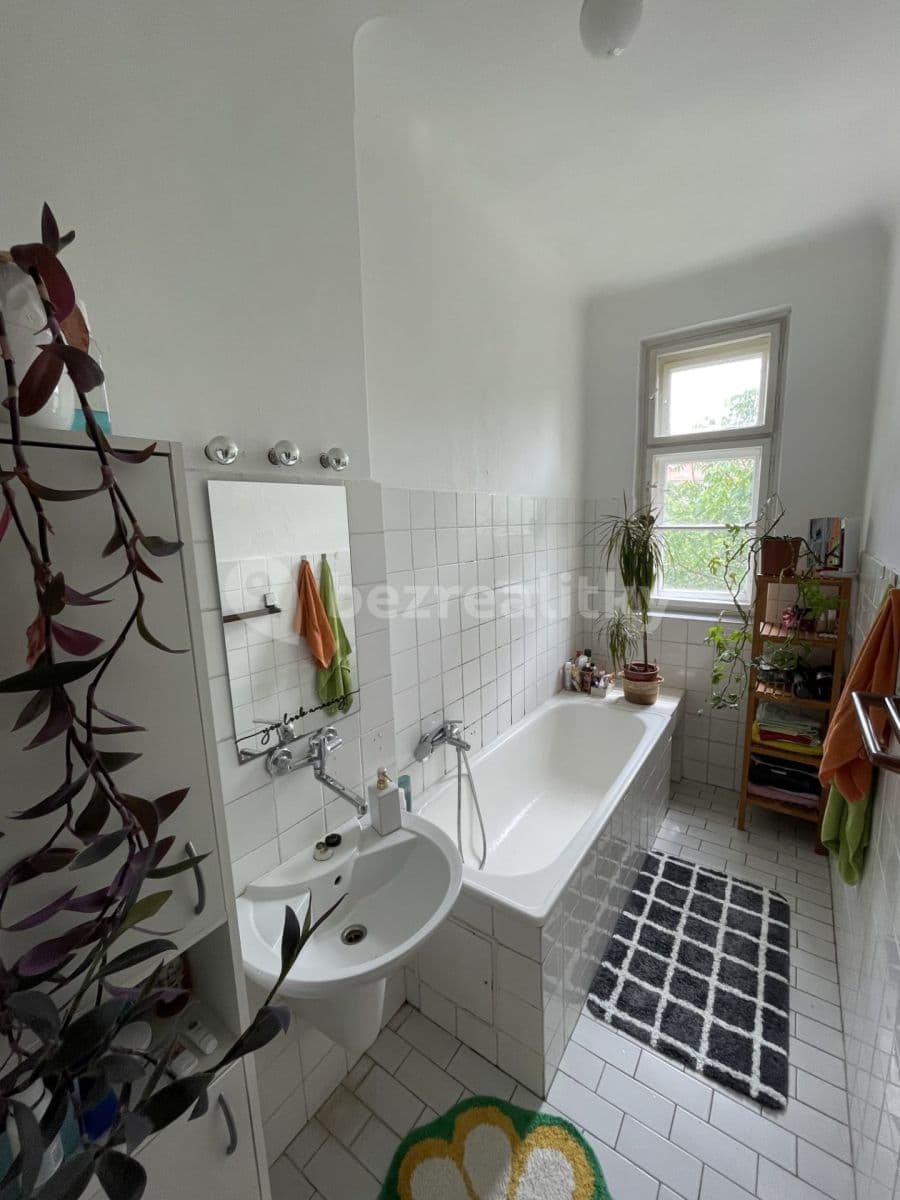 Prenájom bytu 2-izbový 94 m², Vajnorská, Nové Mesto, Bratislavský kraj Prenájom bytu 2-izbový 94 m², Vajnorská, Nové Mesto, Bratislavský kraj