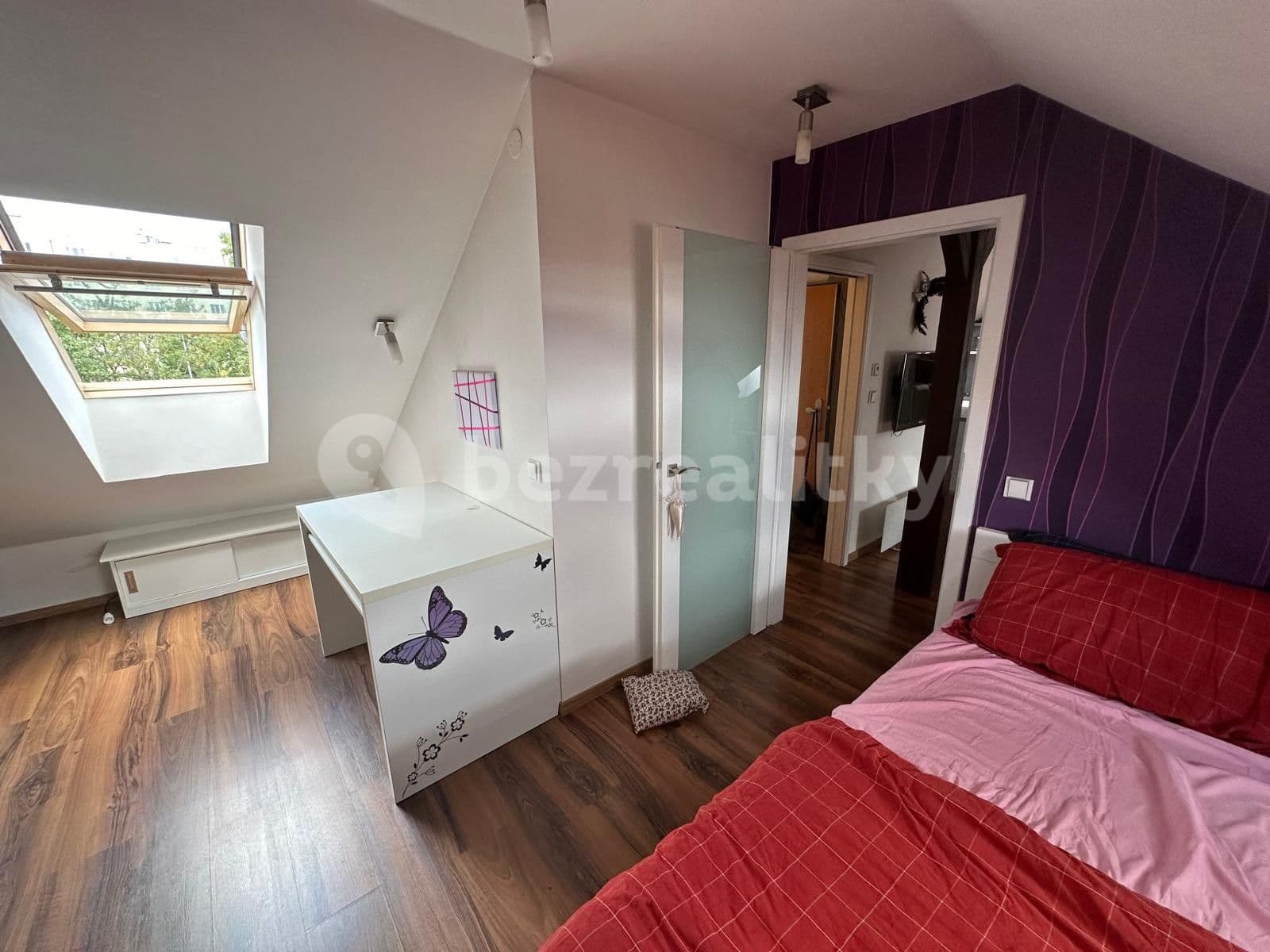 Prenájom bytu 2-izbový 47 m², Hradešínská, Praha, Praha Prenájom bytu 2-izbový 47 m², Hradešínská, Praha, Praha