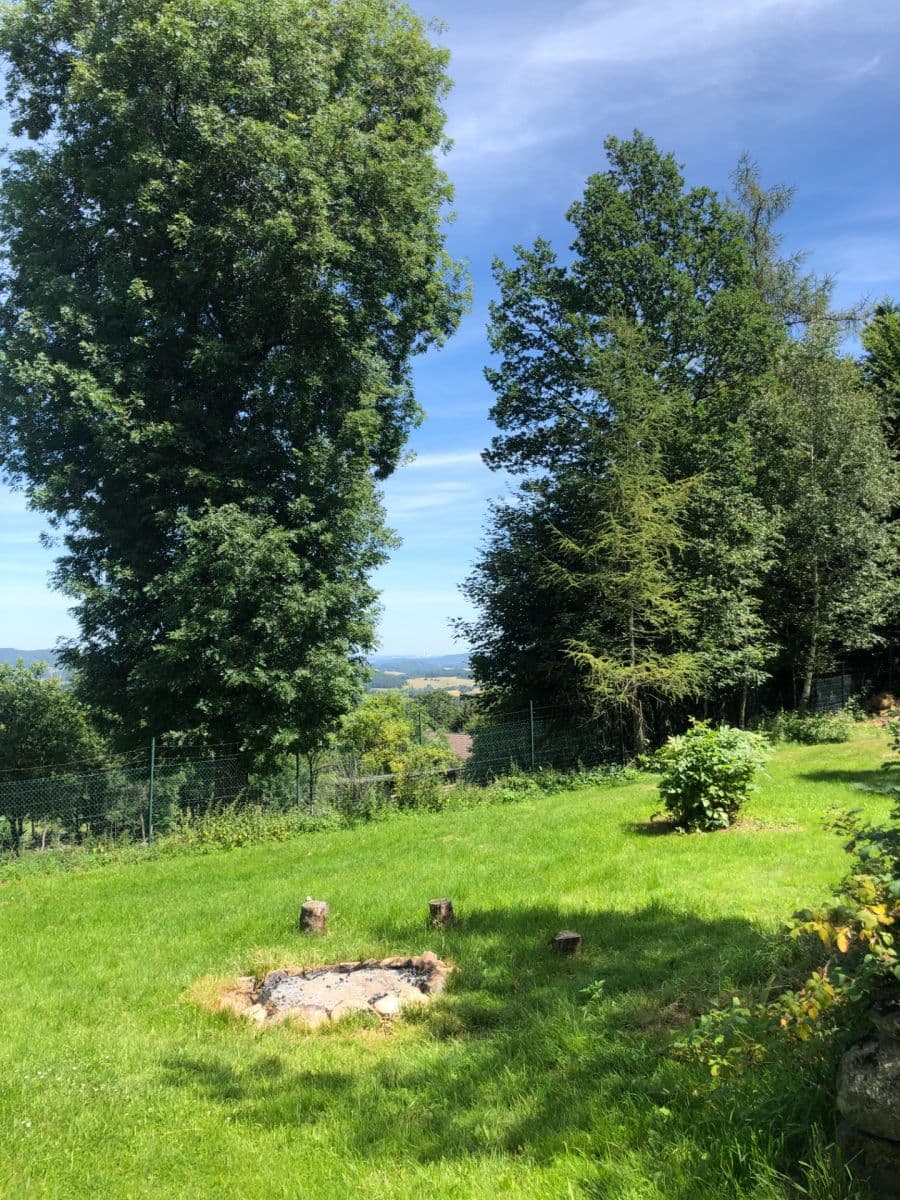 Predaj pozemku 2.124 m², Bušanovice, Jihočeský kraj Predaj pozemku 2.124 m², Bušanovice, Jihočeský kraj