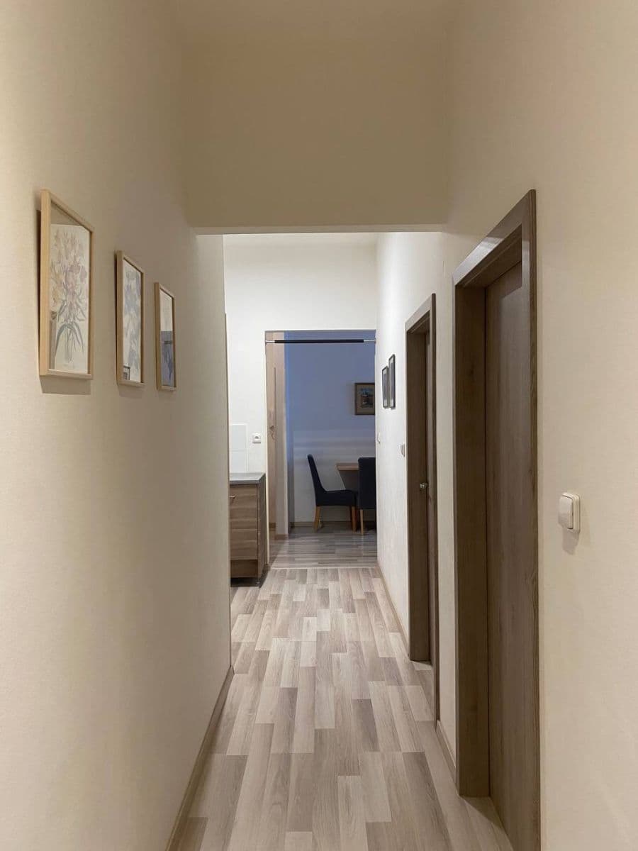 Prenájom bytu 2-izbový 62 m², 5. května, Praha, Praha Prenájom bytu 2-izbový 62 m², 5. května, Praha, Praha