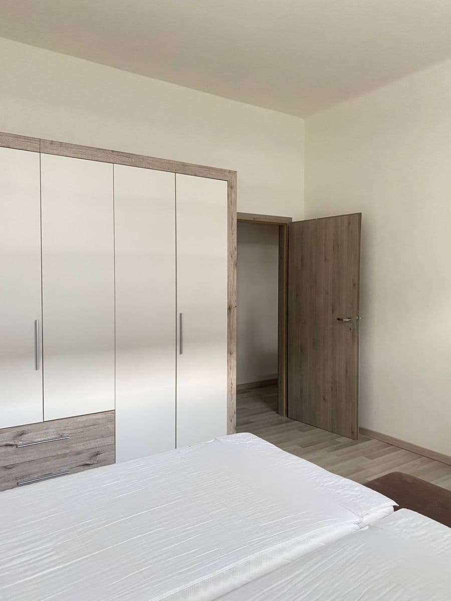 Prenájom bytu 2-izbový 62 m², 5. května, Praha, Praha Prenájom bytu 2-izbový 62 m², 5. května, Praha, Praha