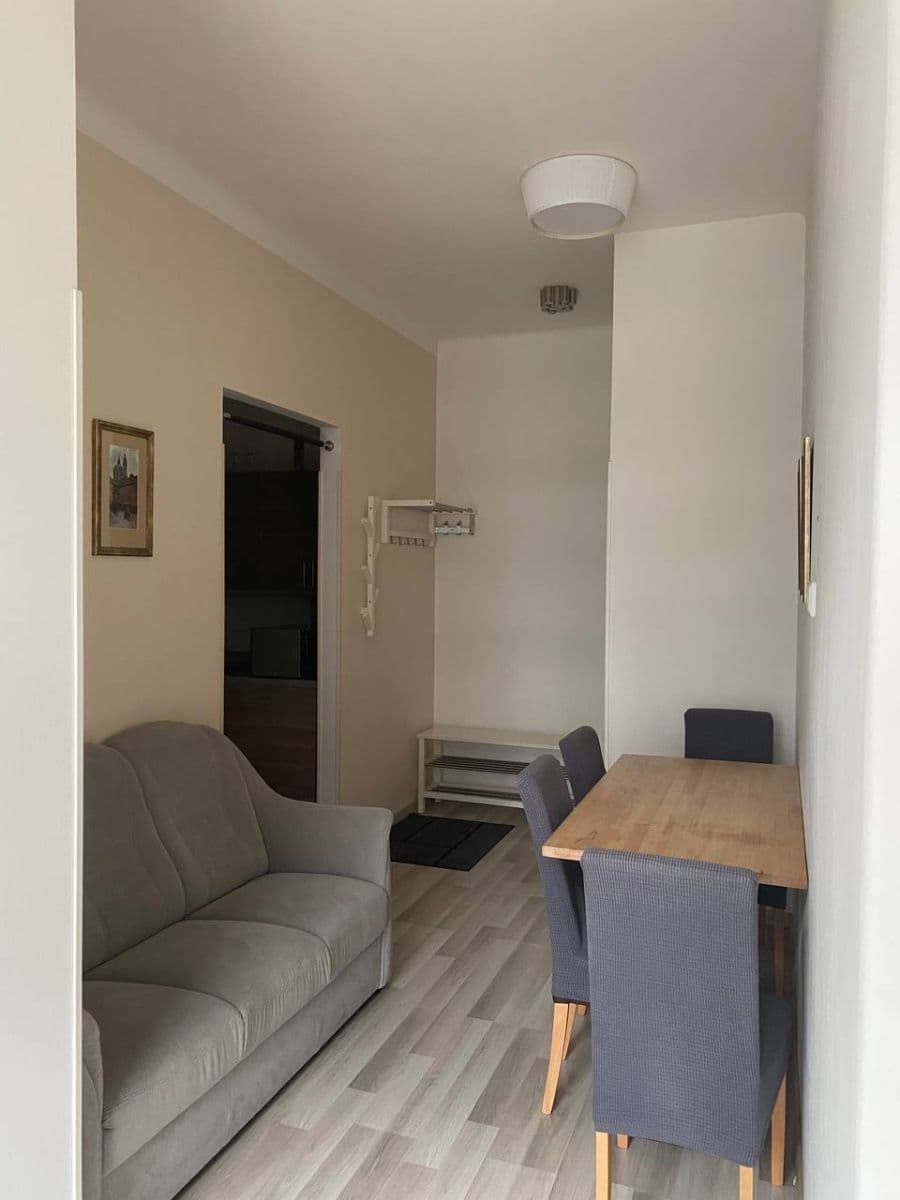 Prenájom bytu 2-izbový 62 m², 5. května, Praha, Praha Prenájom bytu 2-izbový 62 m², 5. května, Praha, Praha