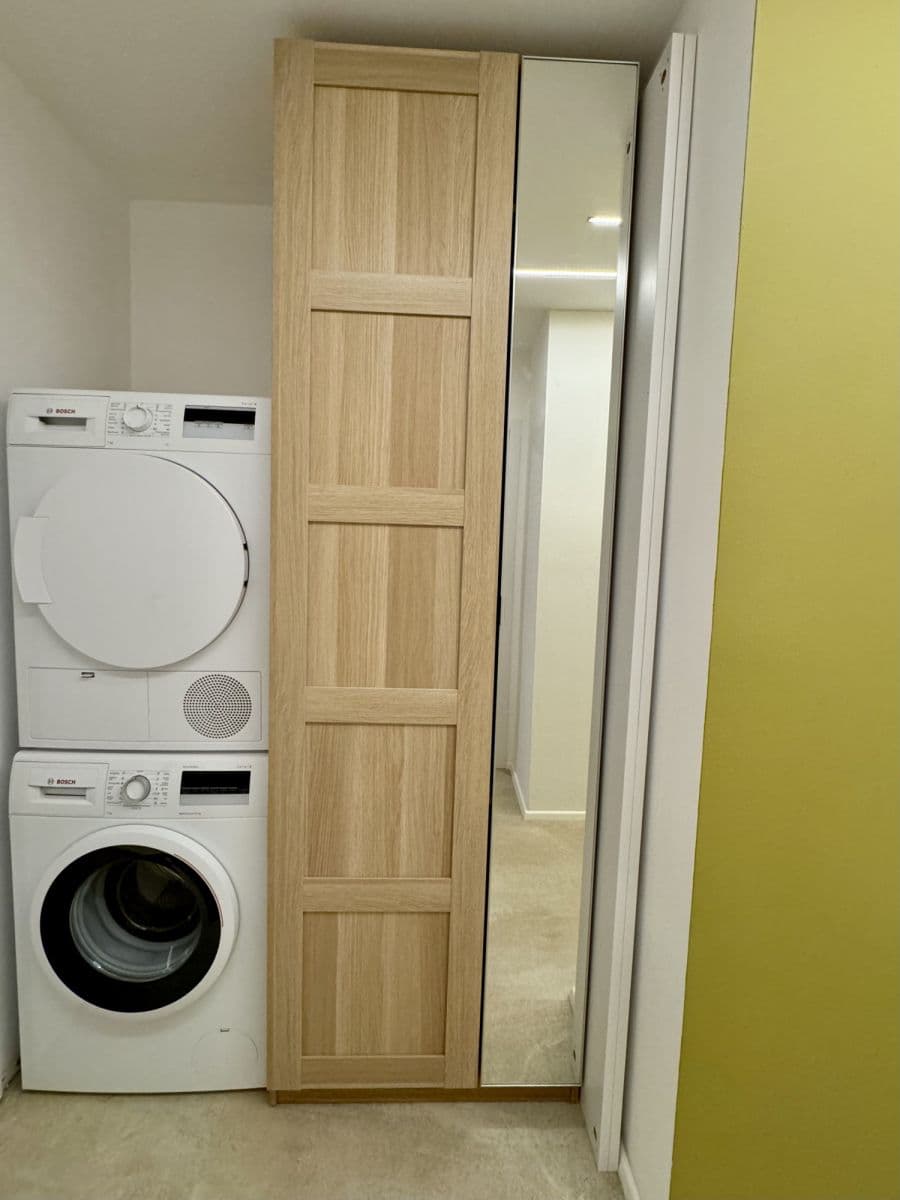 Prenájom bytu 66 m², Malešická, Praha, Praha Prenájom bytu 66 m², Malešická, Praha, Praha
