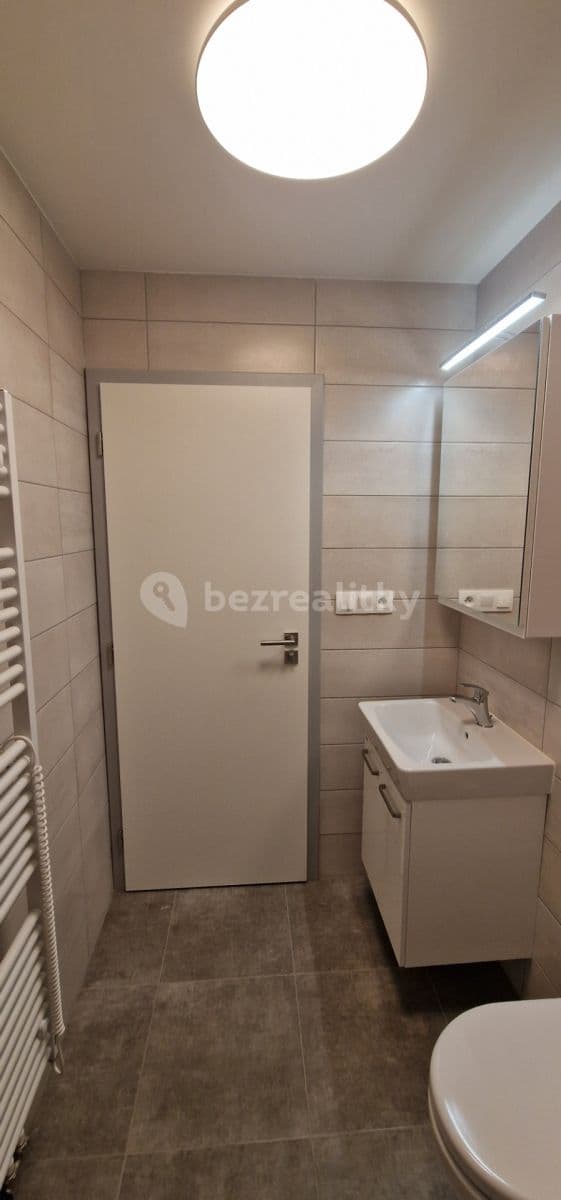 Prenájom bytu 1-izbový 34 m², Boettingerova, Plzeň, Plzeňský kraj Prenájom bytu 1-izbový 34 m², Boettingerova, Plzeň, Plzeňský kraj