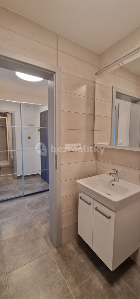 Prenájom bytu 1-izbový 34 m², Boettingerova, Plzeň, Plzeňský kraj Prenájom bytu 1-izbový 34 m², Boettingerova, Plzeň, Plzeňský kraj
