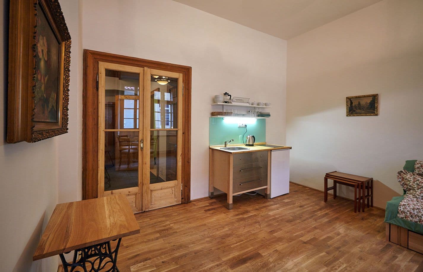 Prenájom bytu 46 m², Míšeňská, Praha, Praha Prenájom bytu 46 m², Míšeňská, Praha, Praha