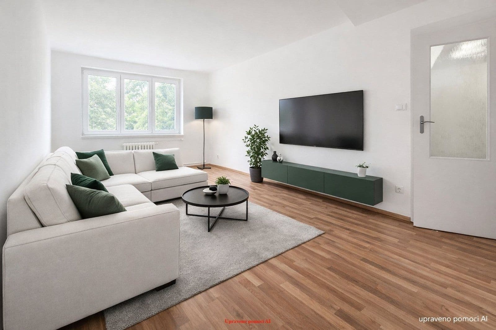 Prenájom bytu 2-izbový 52 m², Dlouhá třída, Havířov, Moravskoslezský kraj Prenájom bytu 2-izbový 52 m², Dlouhá třída, Havířov, Moravskoslezský kraj
