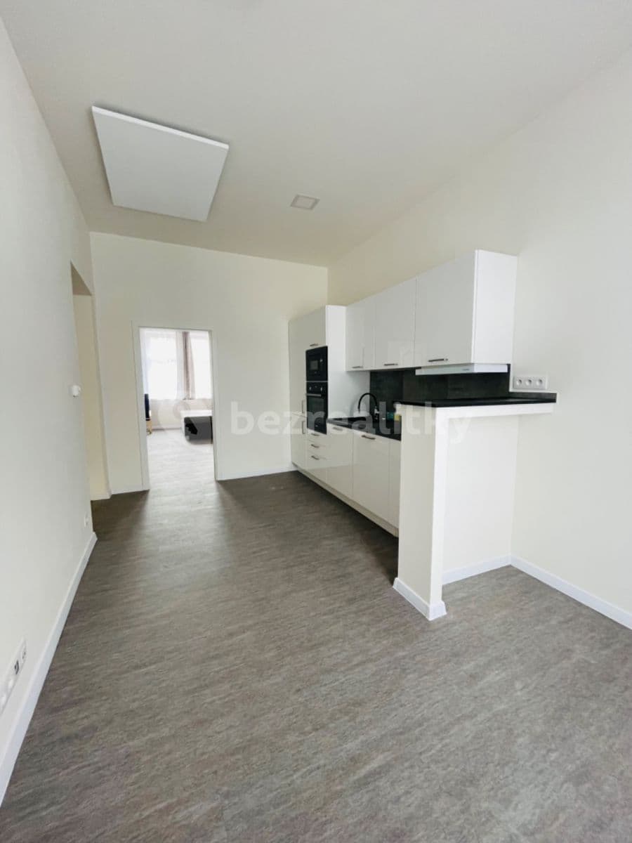 Prenájom bytu 2-izbový 40 m², Na Laurové, Praha, Praha Prenájom bytu 2-izbový 40 m², Na Laurové, Praha, Praha