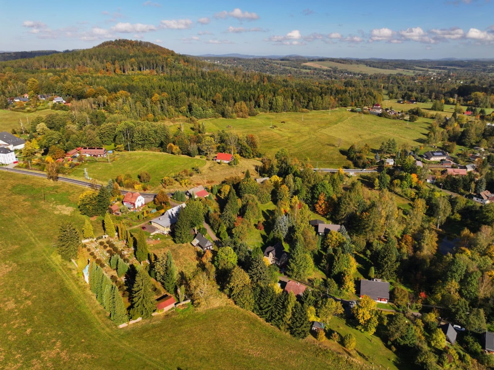 Predaj rekreačného objektu 276 m², pozemek 1.187 m², Krásná Lípa, Ústecký kraj Predaj rekreačného objektu 276 m², pozemek 1.187 m², Krásná Lípa, Ústecký kraj