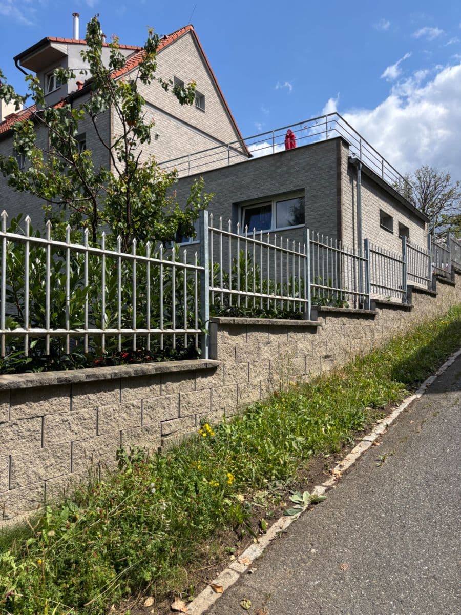 Prenájom bytu 1-izbový 25 m², Roztylské sady, Praha, Praha Prenájom bytu 1-izbový 25 m², Roztylské sady, Praha, Praha