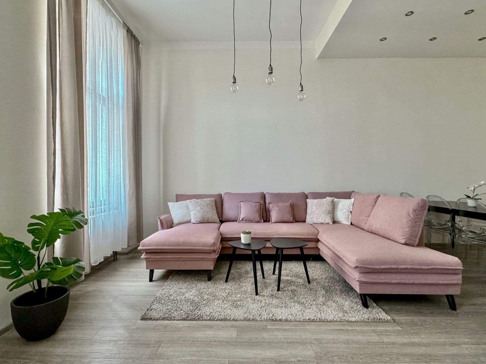 Prenájom bytu 133 m², Španělská, Praha, Praha Prenájom bytu 133 m², Španělská, Praha, Praha