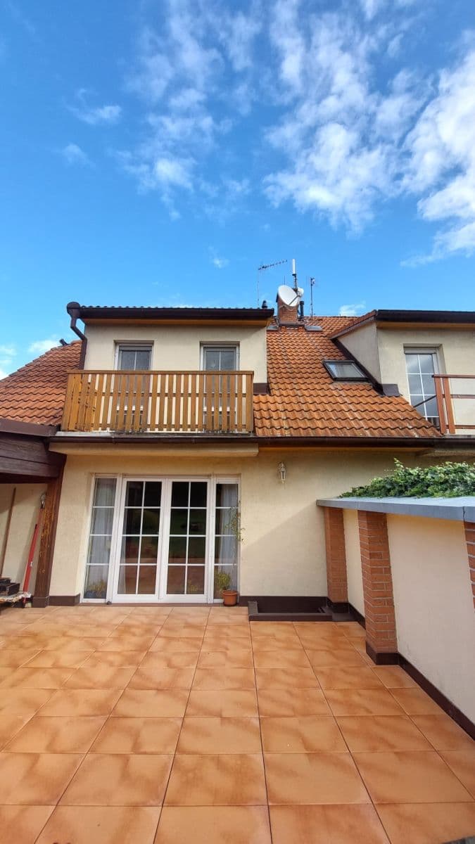 Prenájom domu 170 m², pozemok 450 m², Pod Koláčovem, Roztoky, Středočeský kraj Prenájom domu 170 m², pozemok 450 m², Pod Koláčovem, Roztoky, Středočeský kraj