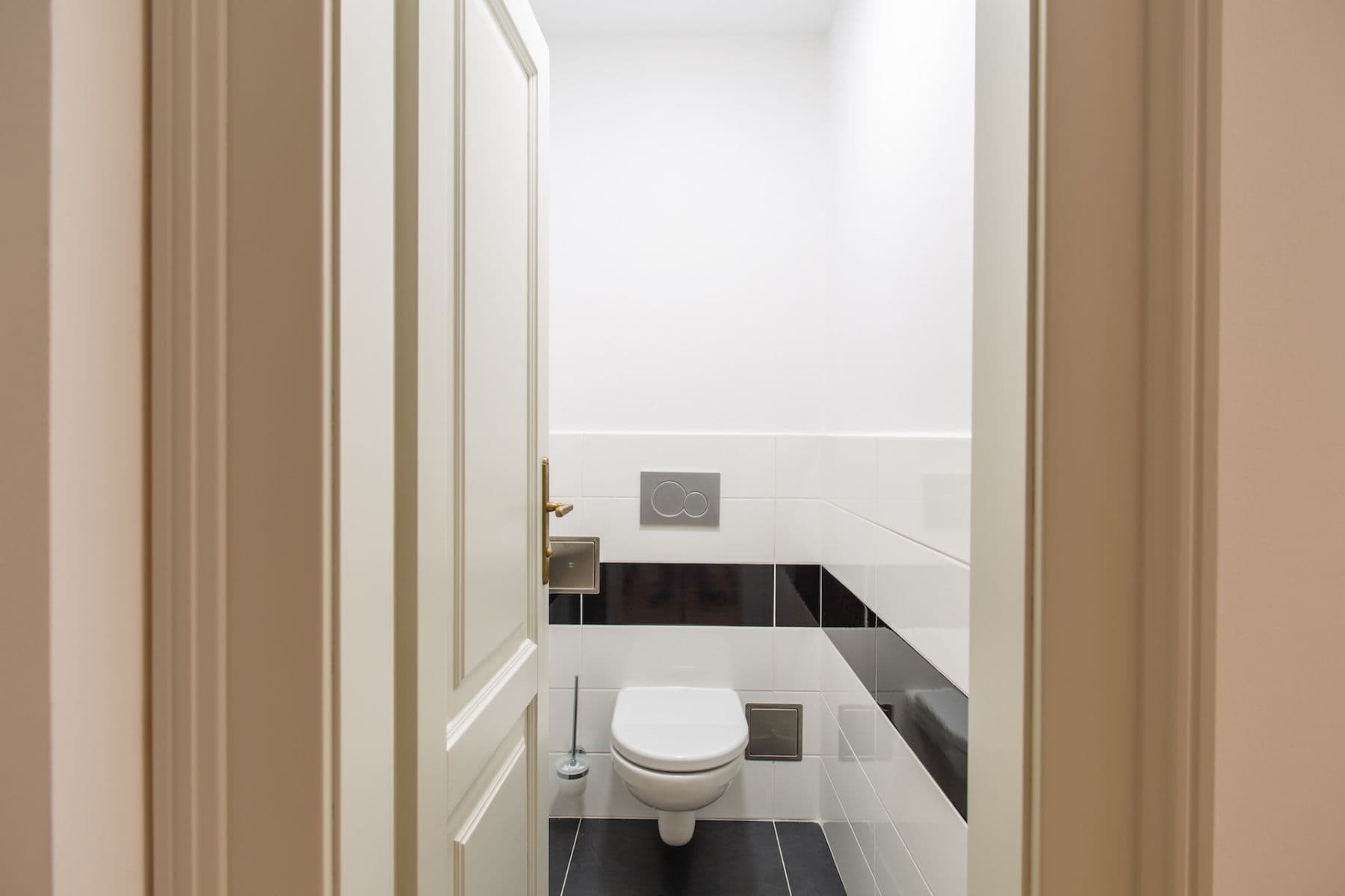 Prenájom bytu 90 m², Blanická, Praha, Praha Prenájom bytu 90 m², Blanická, Praha, Praha