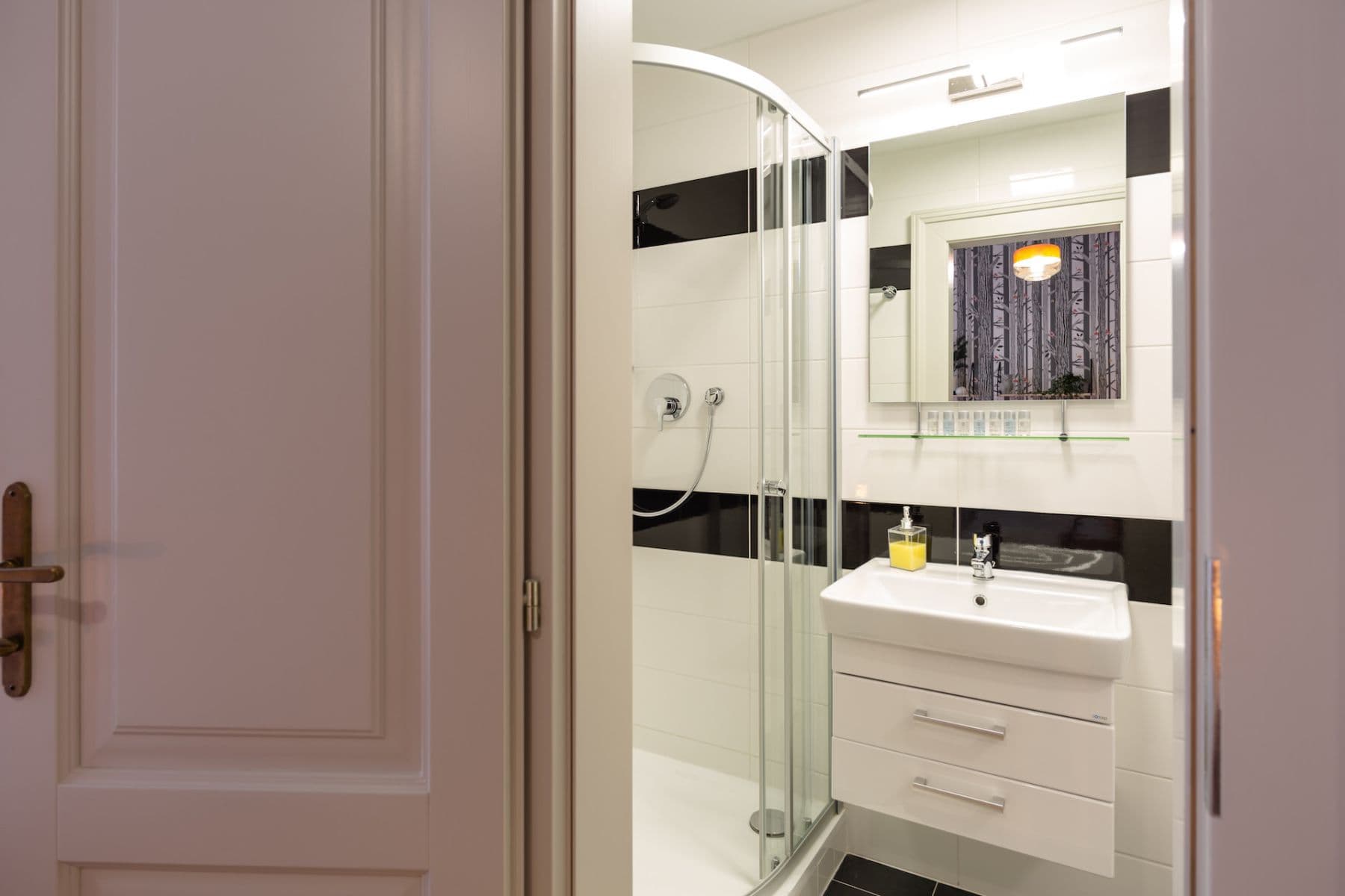 Prenájom bytu 90 m², Blanická, Praha, Praha Prenájom bytu 90 m², Blanická, Praha, Praha