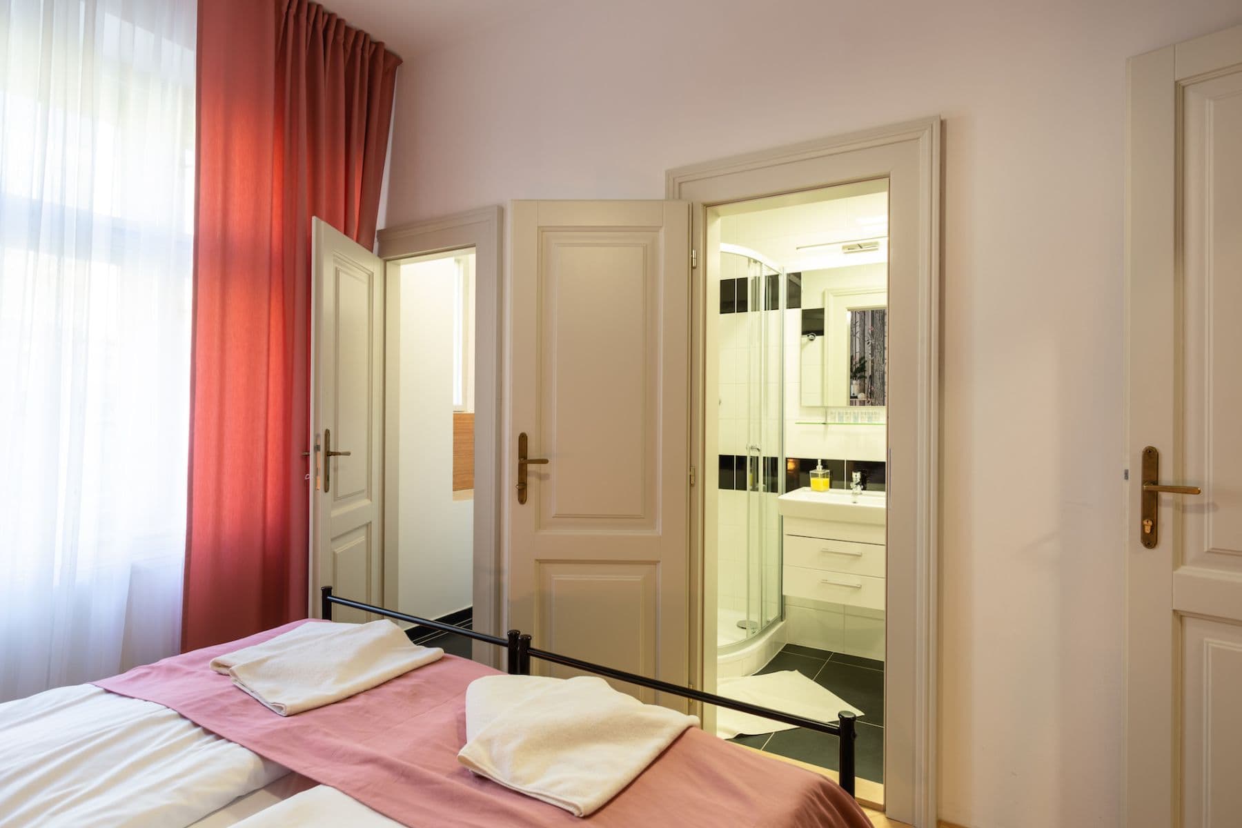 Prenájom bytu 90 m², Blanická, Praha, Praha Prenájom bytu 90 m², Blanická, Praha, Praha