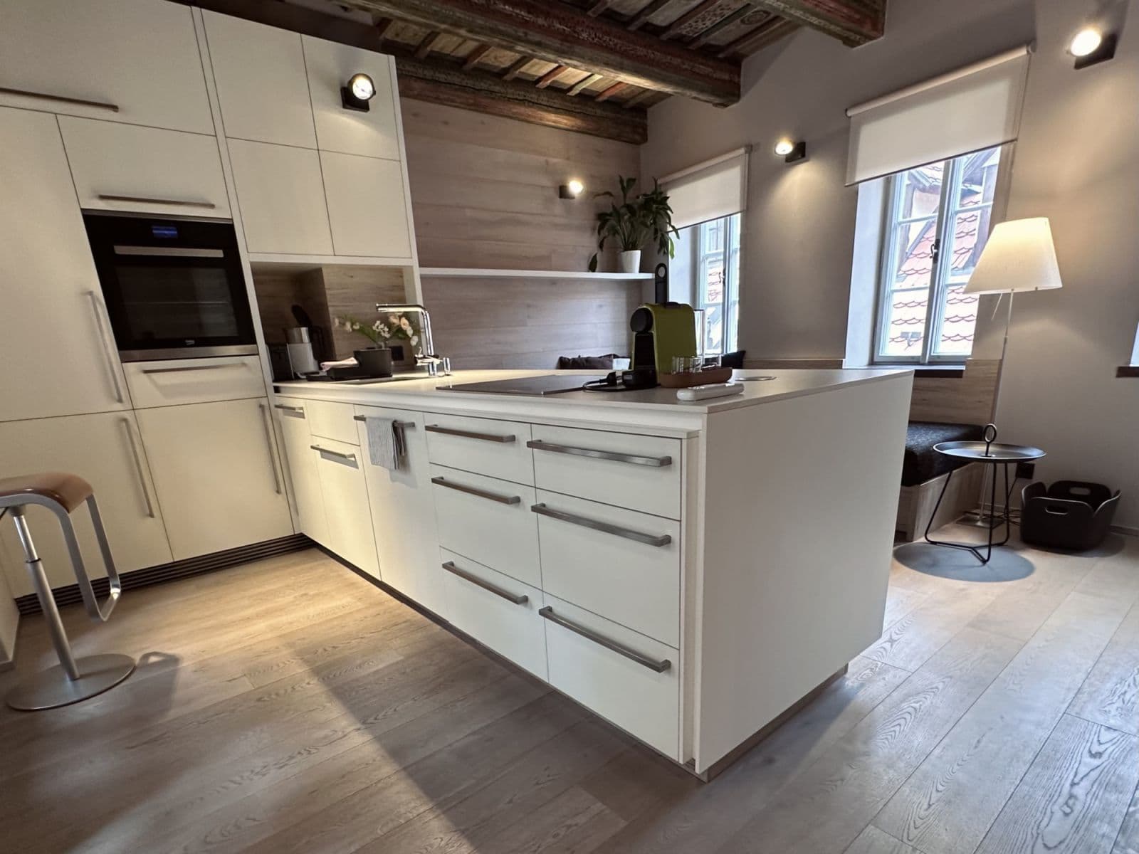 Prenájom bytu 45 m², Vlašská, Praha, Praha Prenájom bytu 45 m², Vlašská, Praha, Praha
