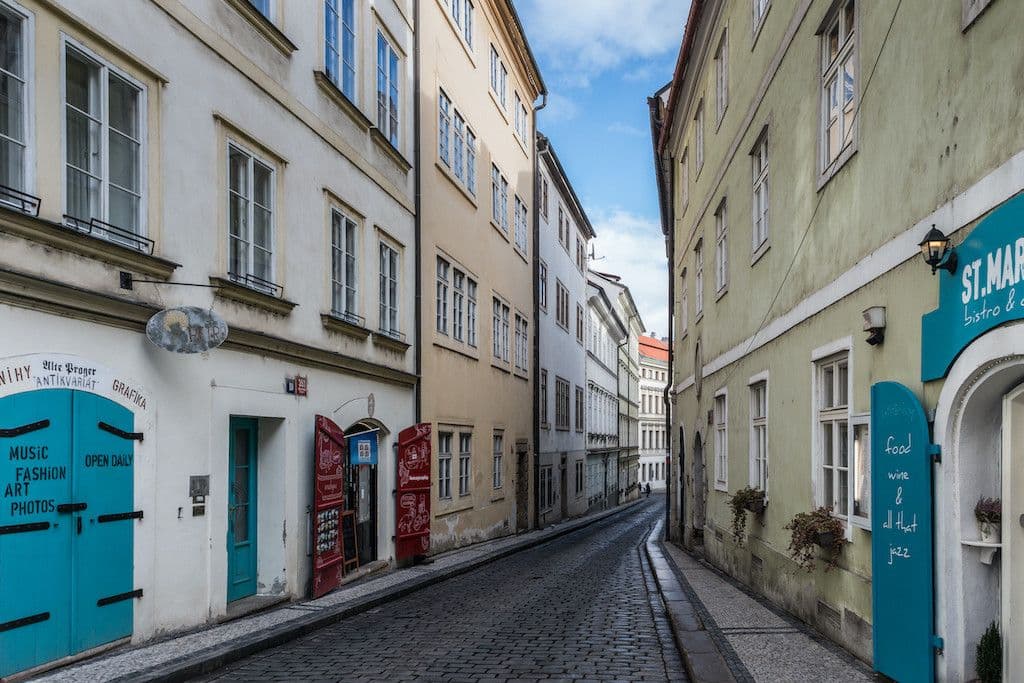 Prenájom bytu 45 m², Vlašská, Praha, Praha Prenájom bytu 45 m², Vlašská, Praha, Praha