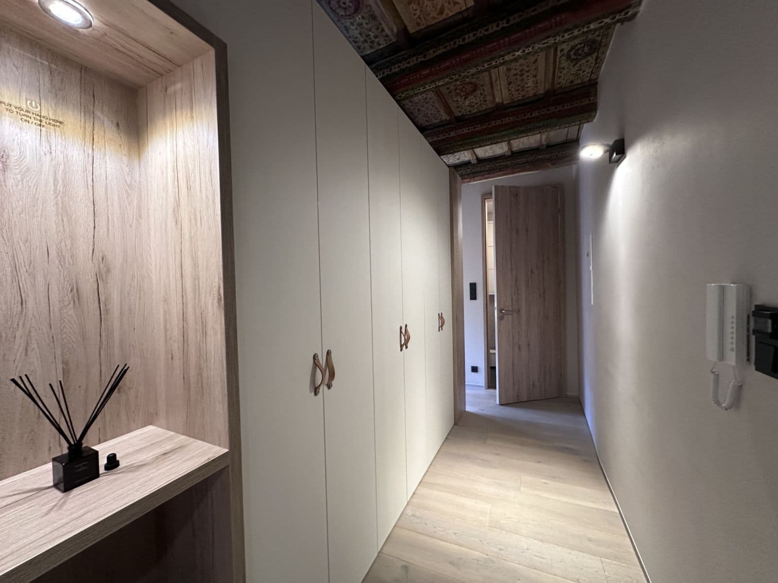 Prenájom bytu 45 m², Vlašská, Praha, Praha Prenájom bytu 45 m², Vlašská, Praha, Praha