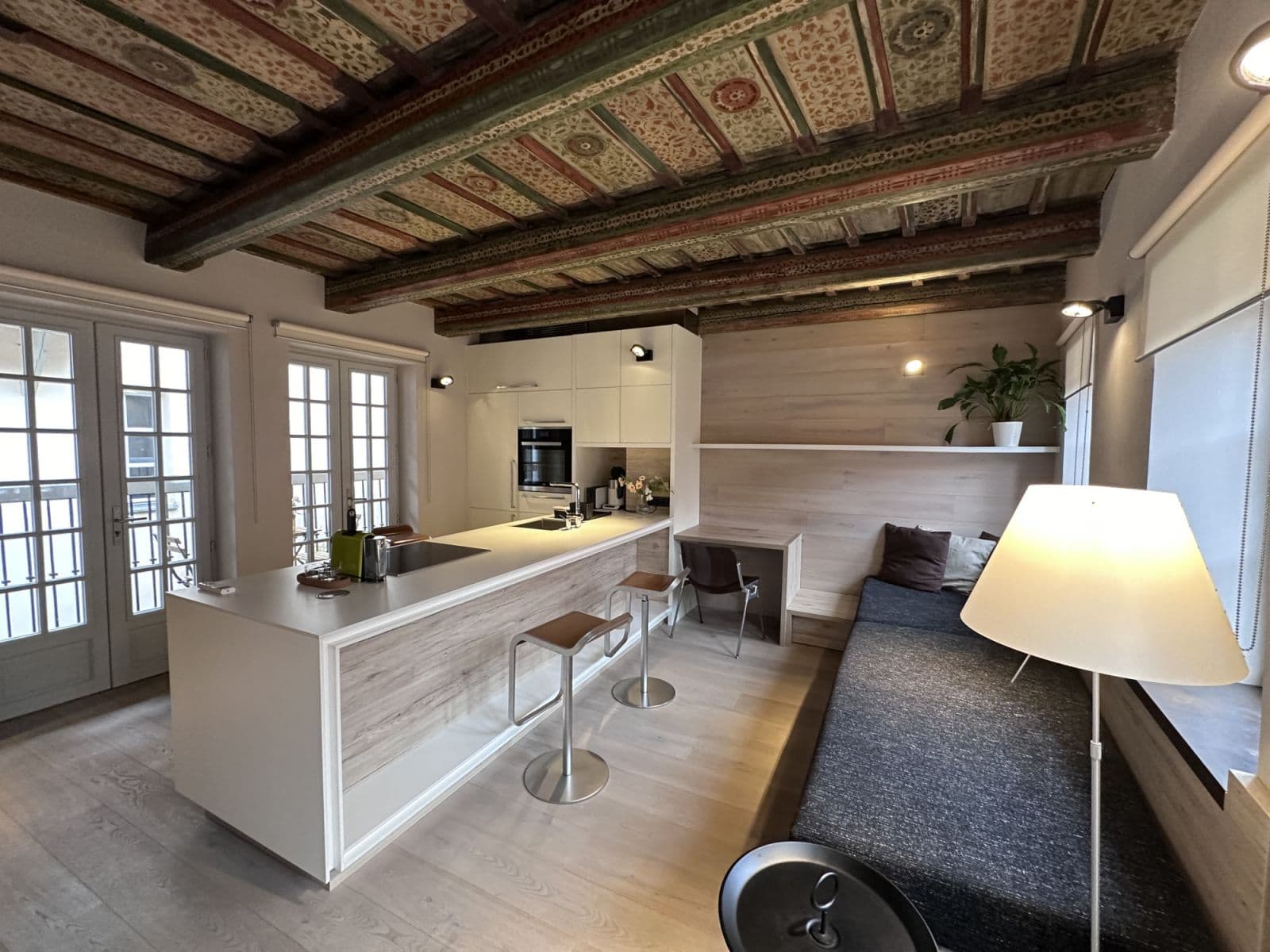 Prenájom bytu 45 m², Vlašská, Praha, Praha Prenájom bytu 45 m², Vlašská, Praha, Praha