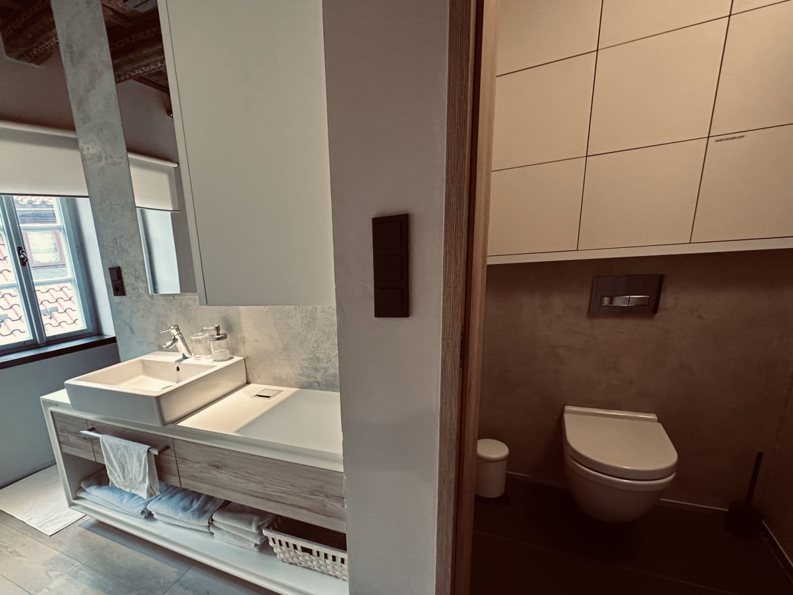 Prenájom bytu 45 m², Vlašská, Praha, Praha Prenájom bytu 45 m², Vlašská, Praha, Praha