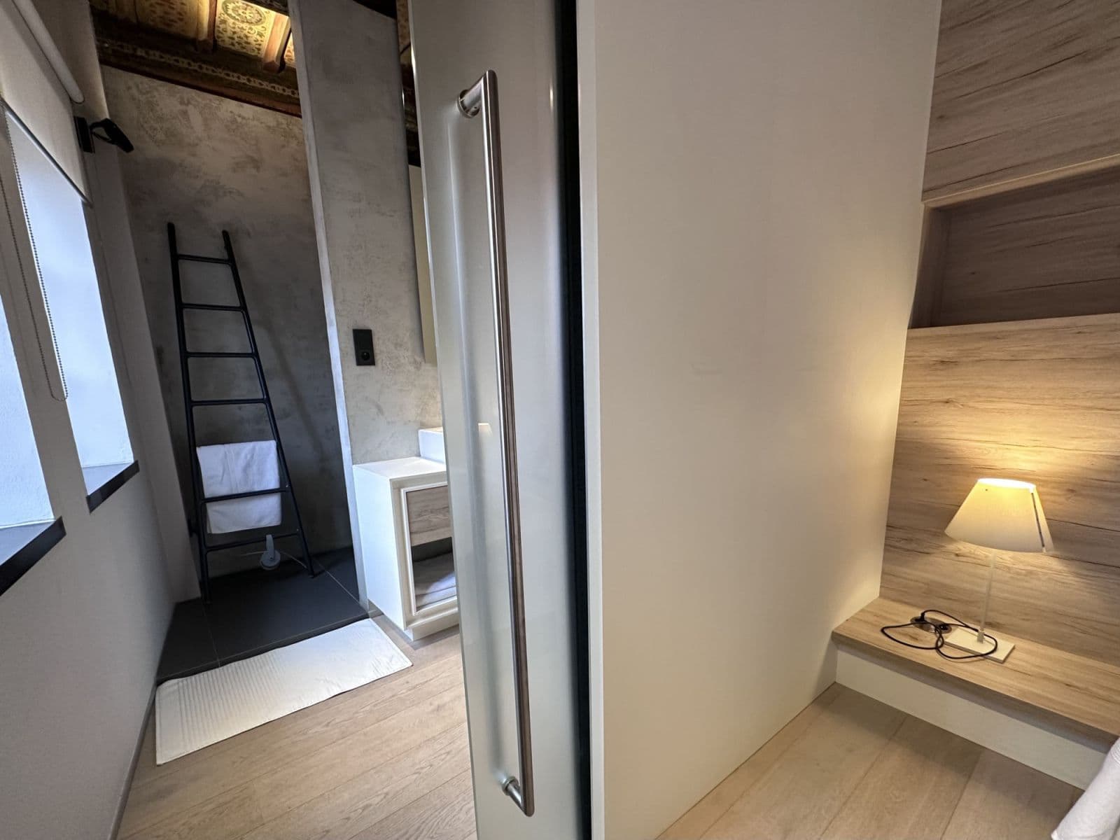 Prenájom bytu 45 m², Vlašská, Praha, Praha Prenájom bytu 45 m², Vlašská, Praha, Praha