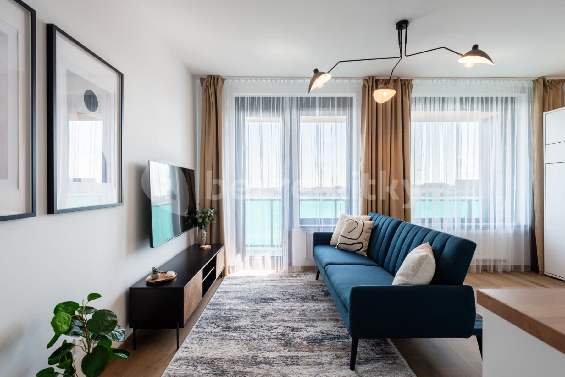 Prenájom bytu 1-izbový 32 m², Praha, Praha Prenájom bytu 1-izbový 32 m², Praha, Praha