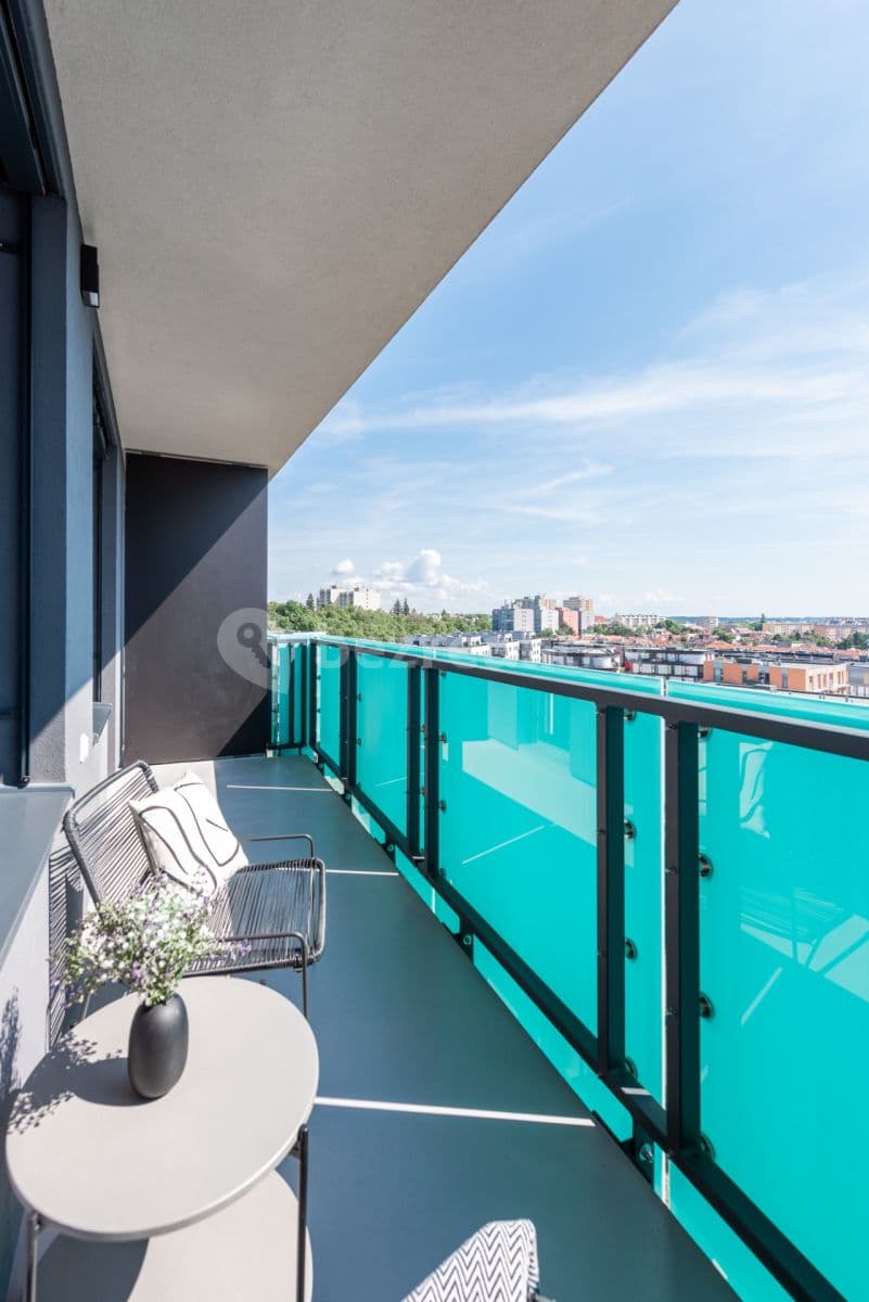Prenájom bytu 1-izbový 32 m², Praha, Praha Prenájom bytu 1-izbový 32 m², Praha, Praha
